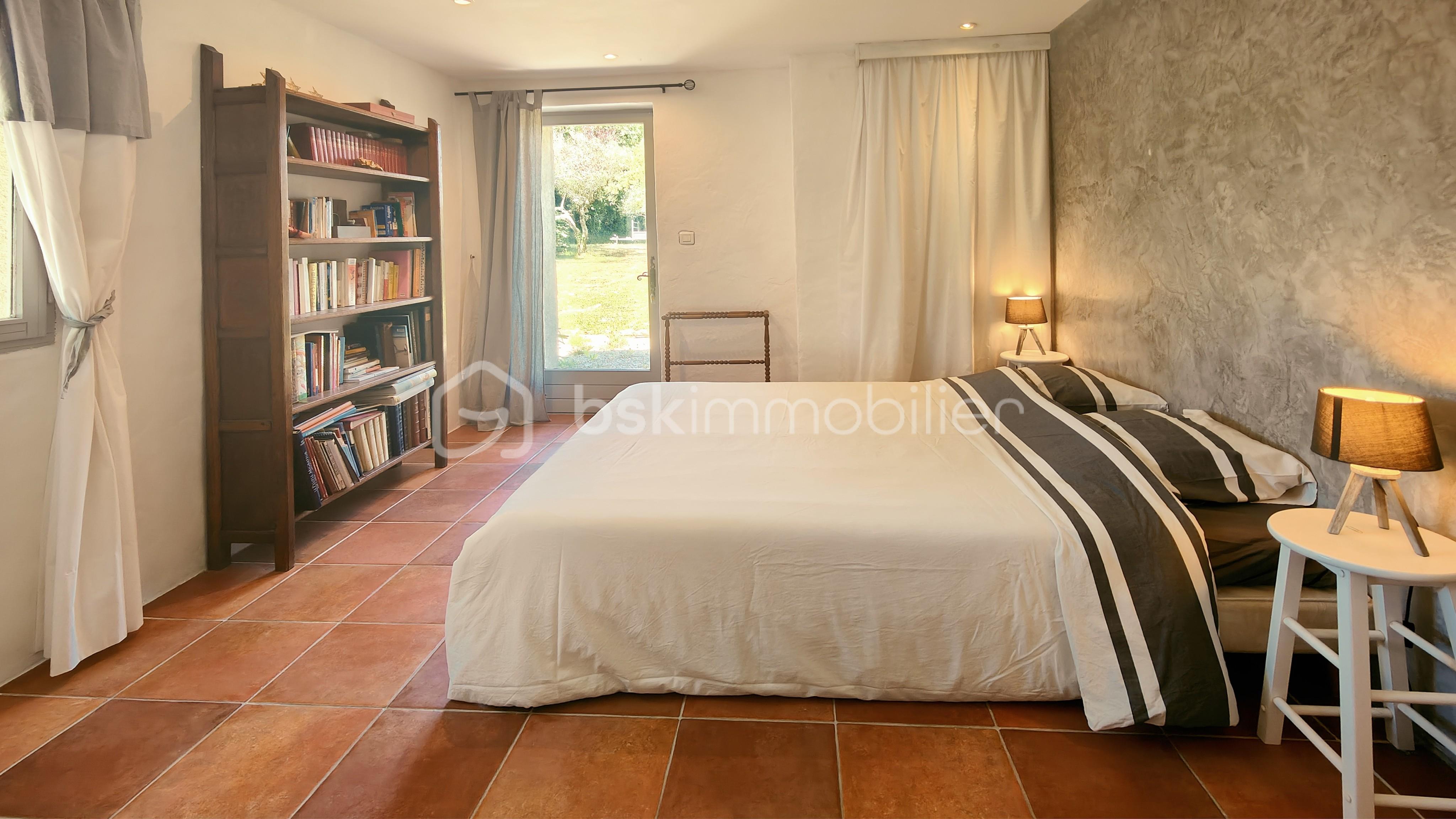 GRIGNAN A VENDRE MAS PROVENCAL EMILIE BROCHE 0629326964 (14).jpg