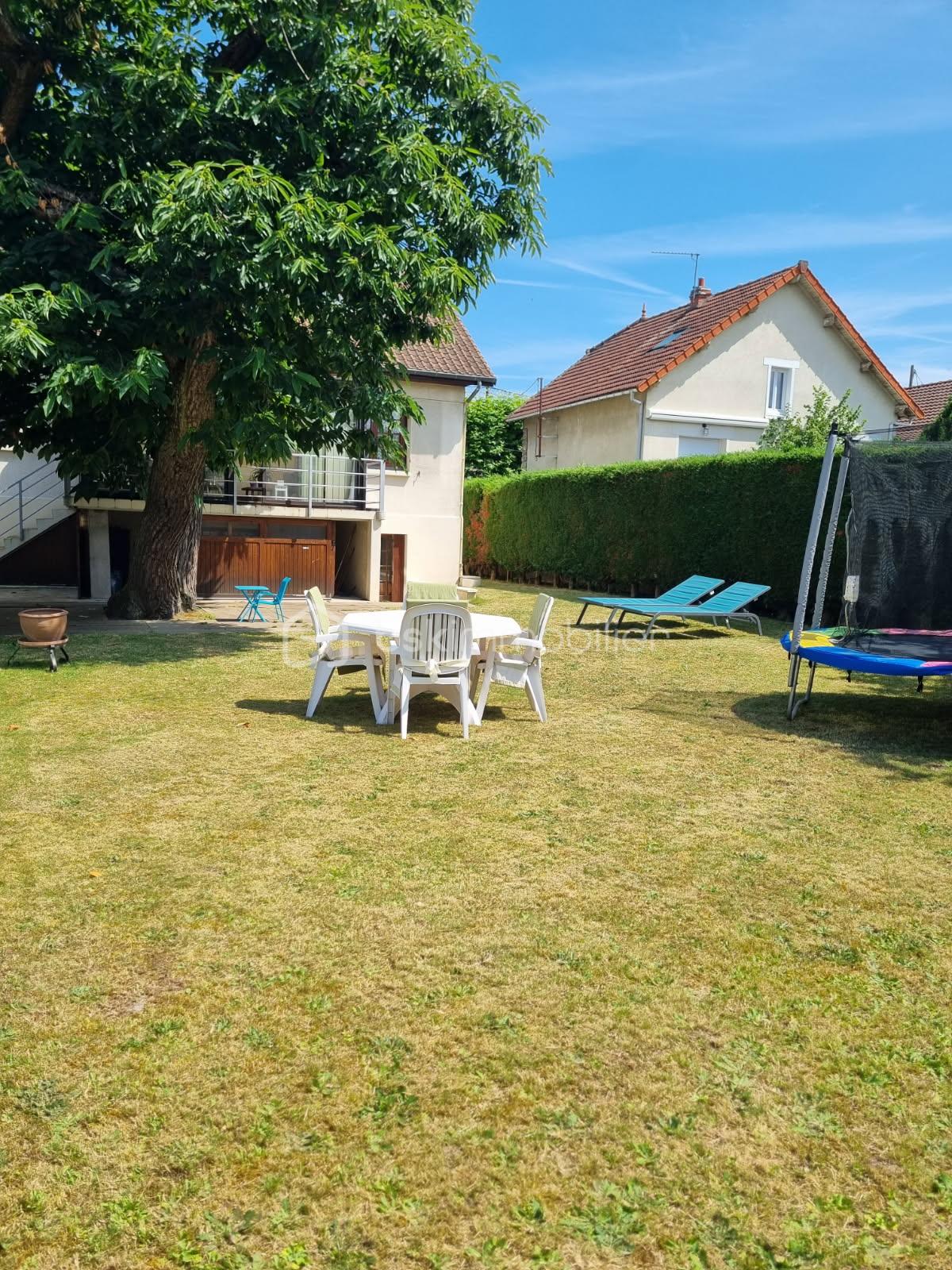Maison de 110 m² - MONNIN 1.jpg