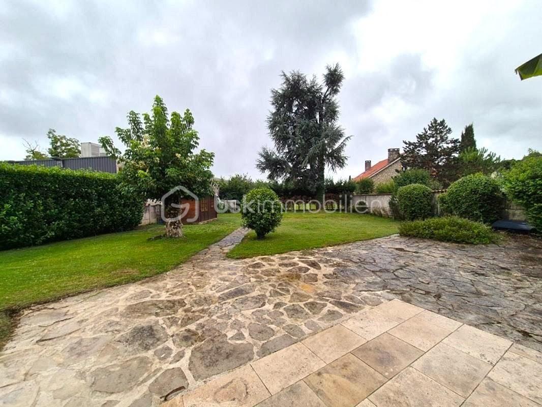 Maison en pierre de 126 m² - 81482fb227e826184d497ac5c4704e2a1f3e78a5~2.jpg