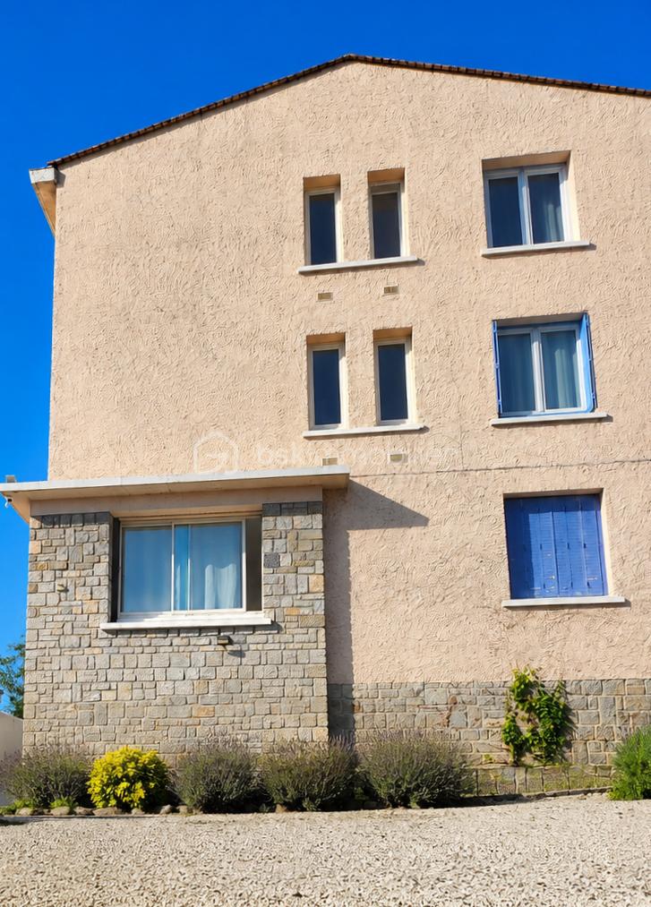 Facade 3.png