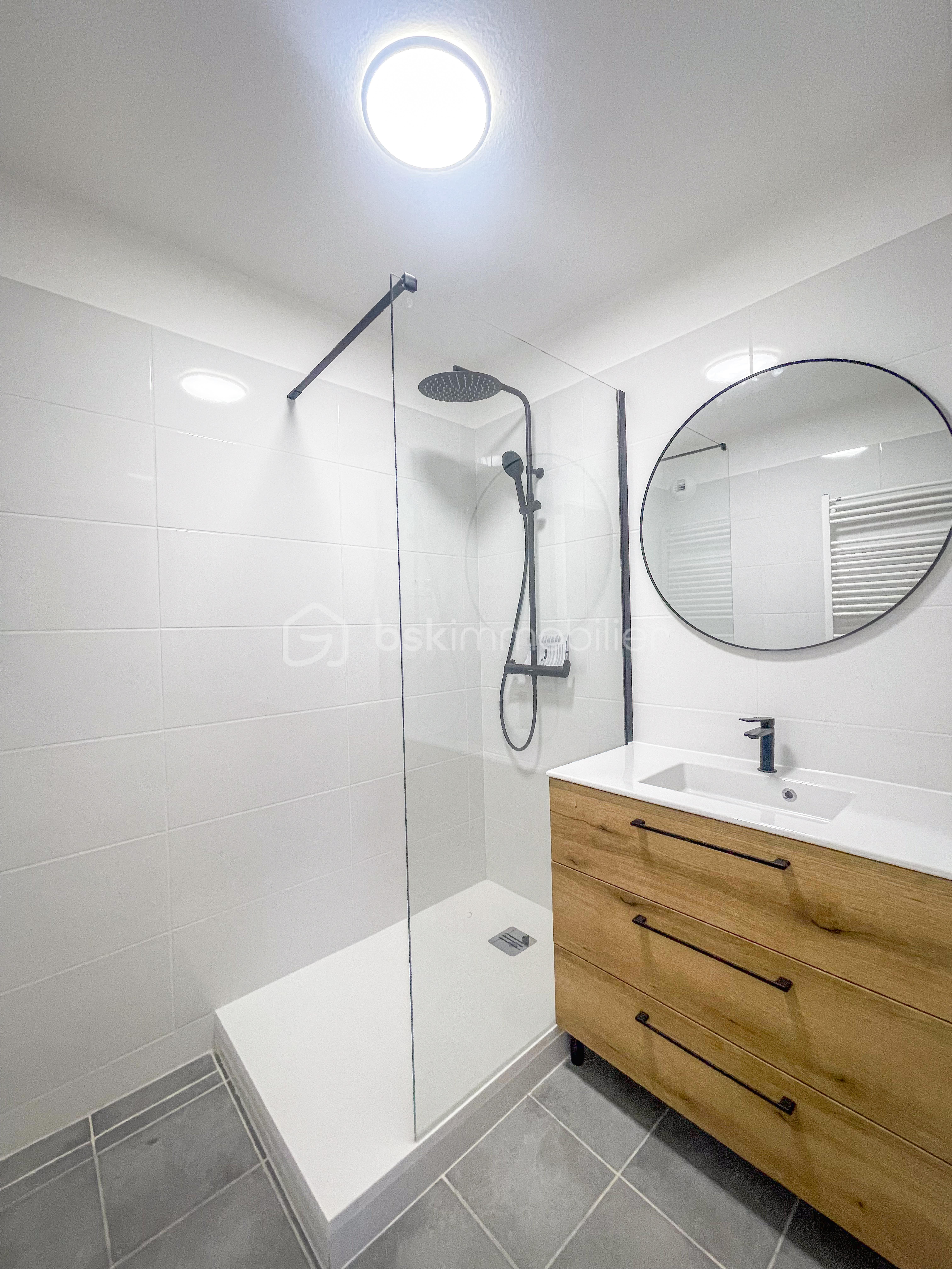 Appartement de 57 m² - SALLE D EAU 1A.jpg