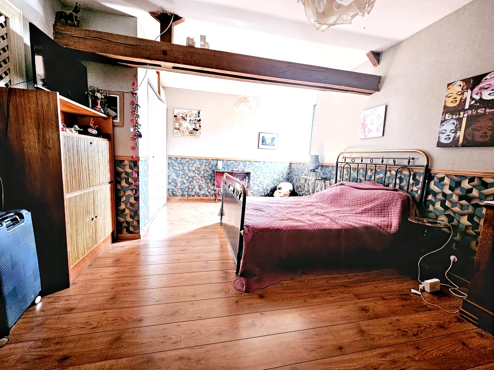 Maison longere de 220 m² - liloo-downloaderhHyDFP