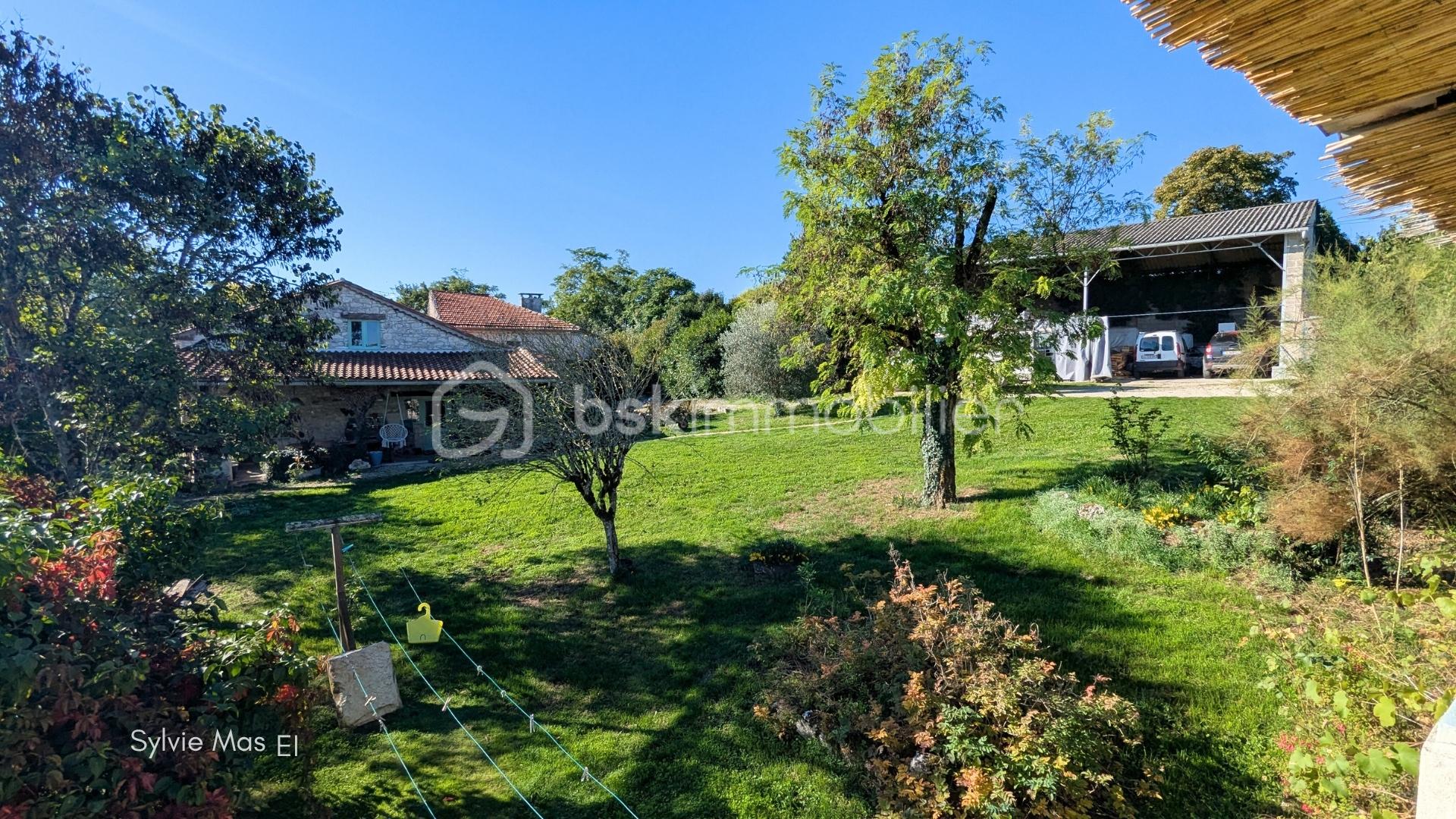 Maison de 390 m² - 8.jpg