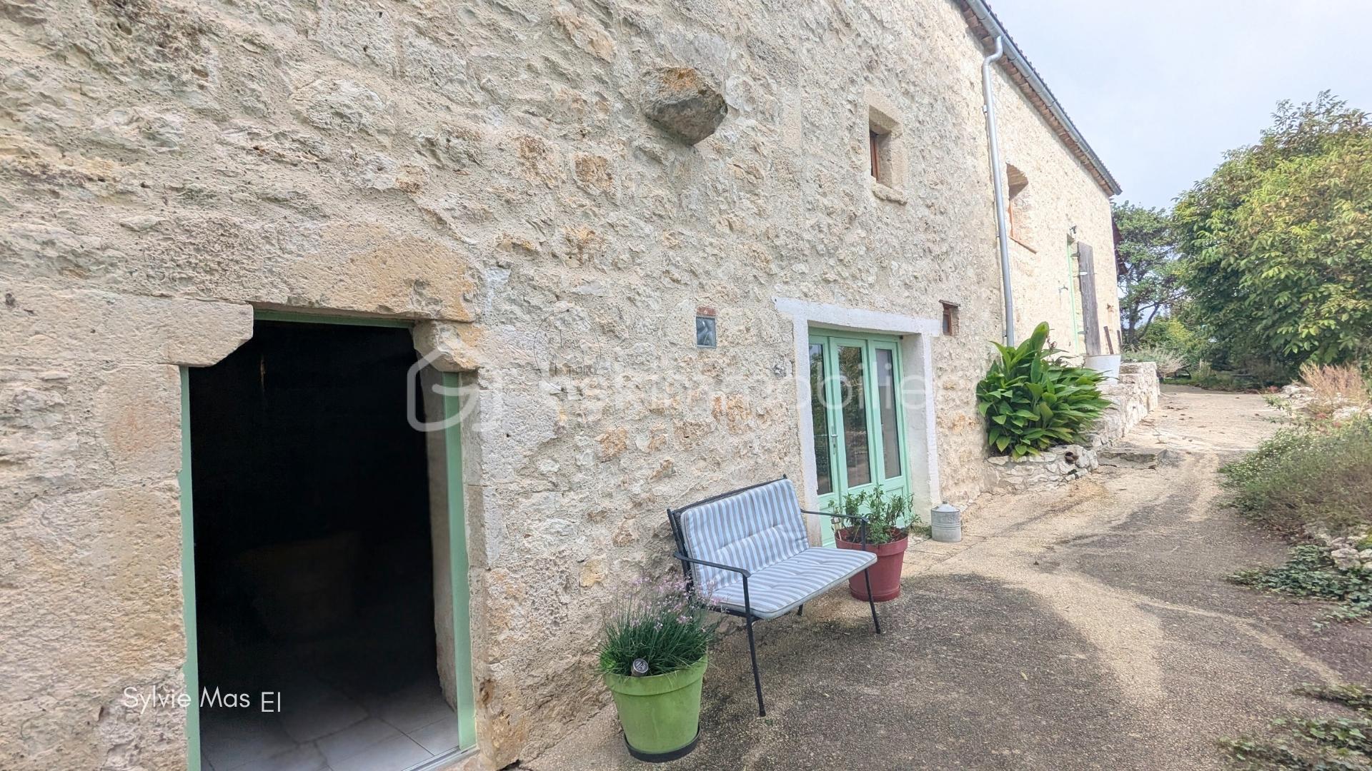Maison de 390 m² - 11.jpg
