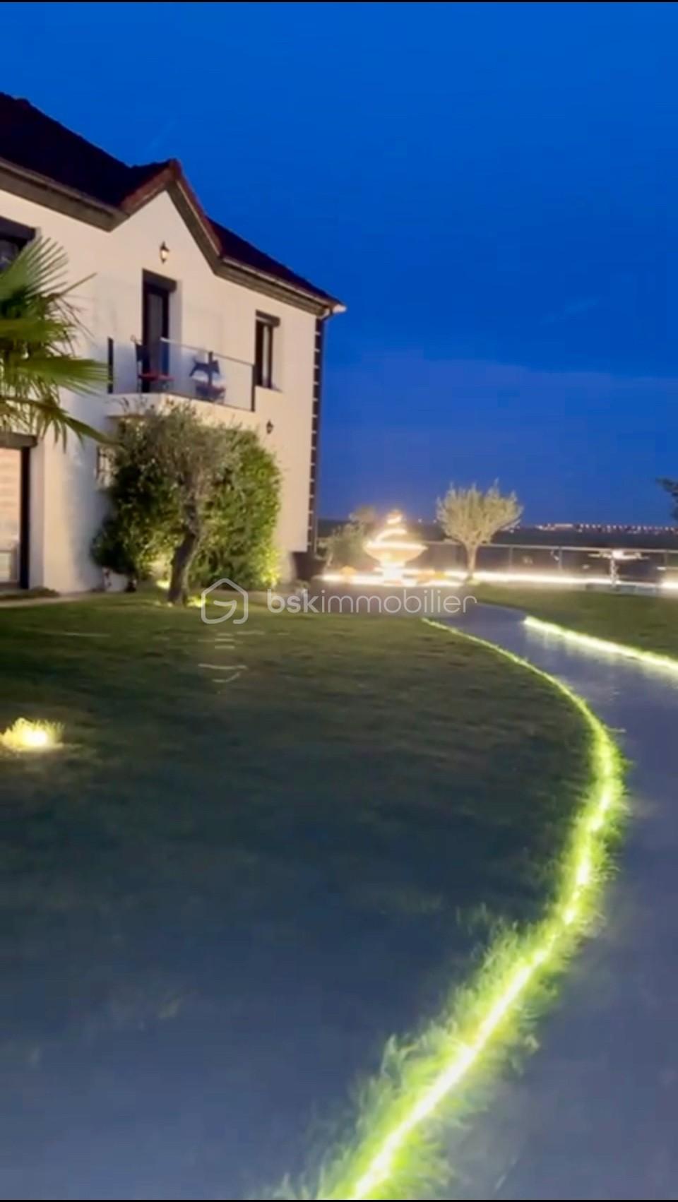 Maison de 250 m² - thumbnail_IMG_6061.jpg