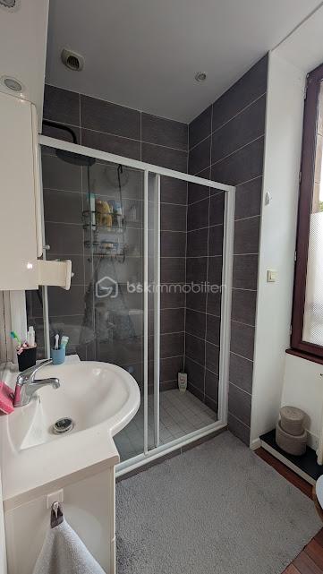 Maison de 85 m² - alain sdb.jpg