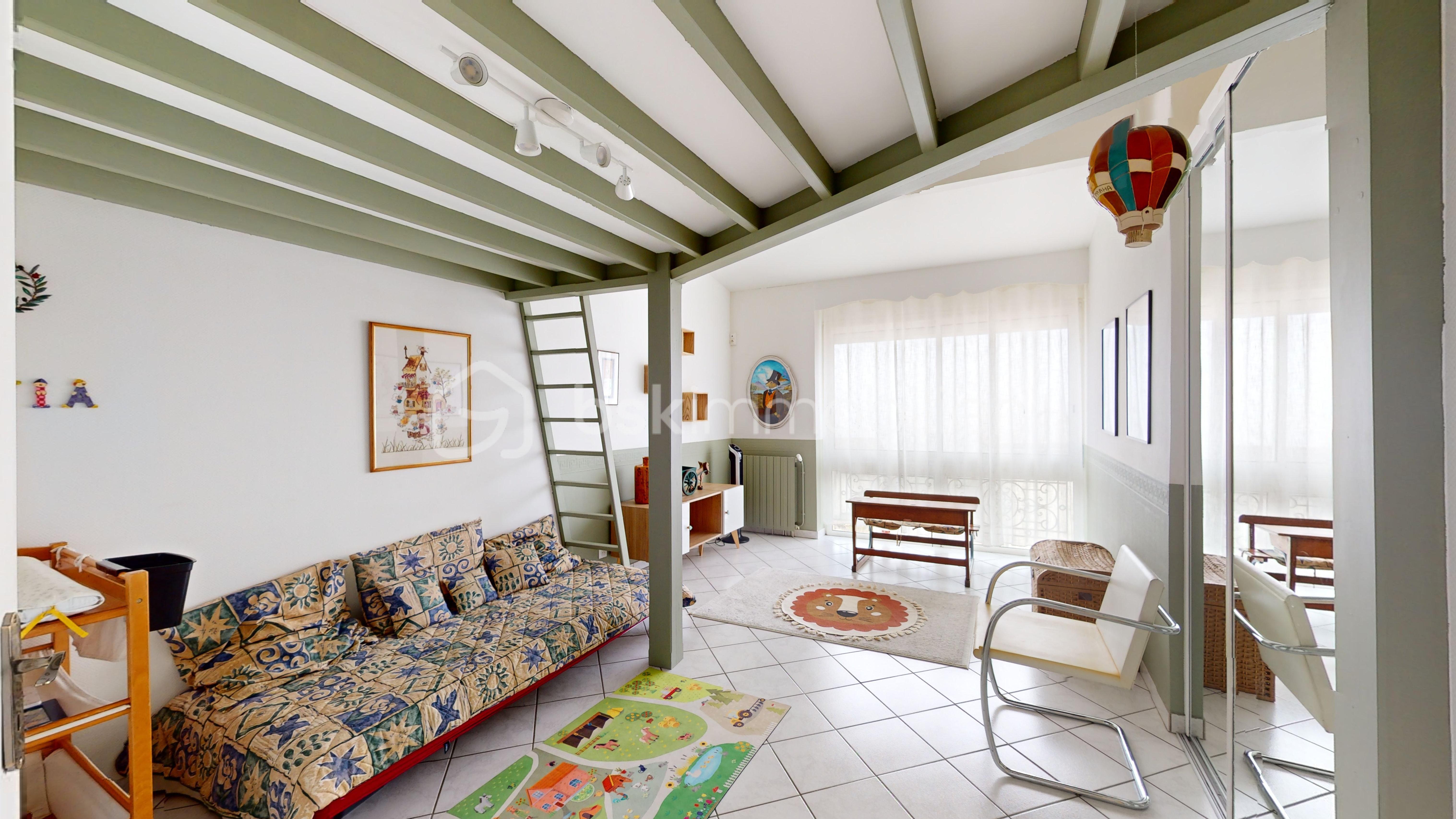 Maison de 340 m² - Maison-Capian-01282025_151020.jpg
