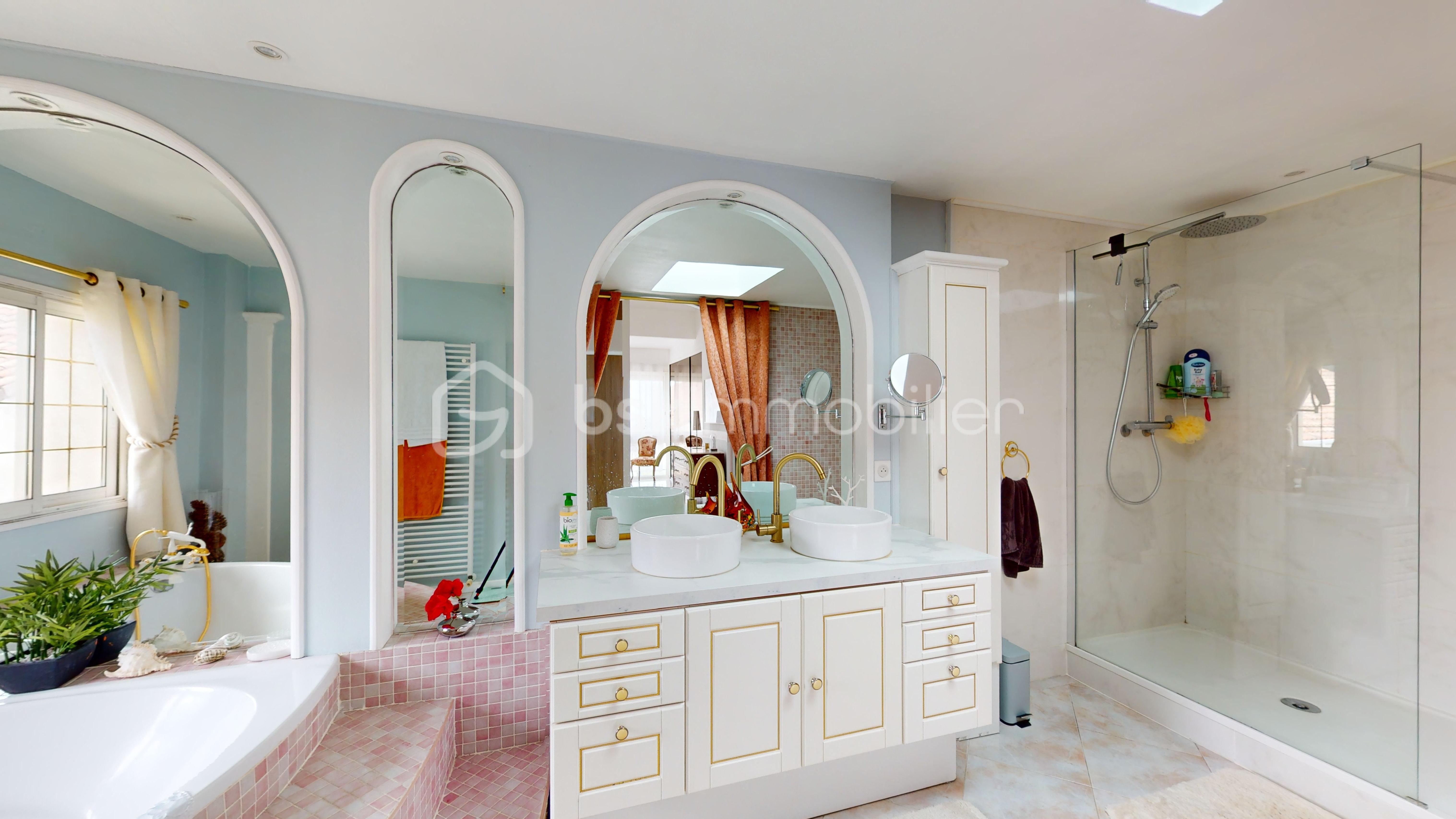 Maison de 340 m² - Maison-Capian-01282025_151328.jpg
