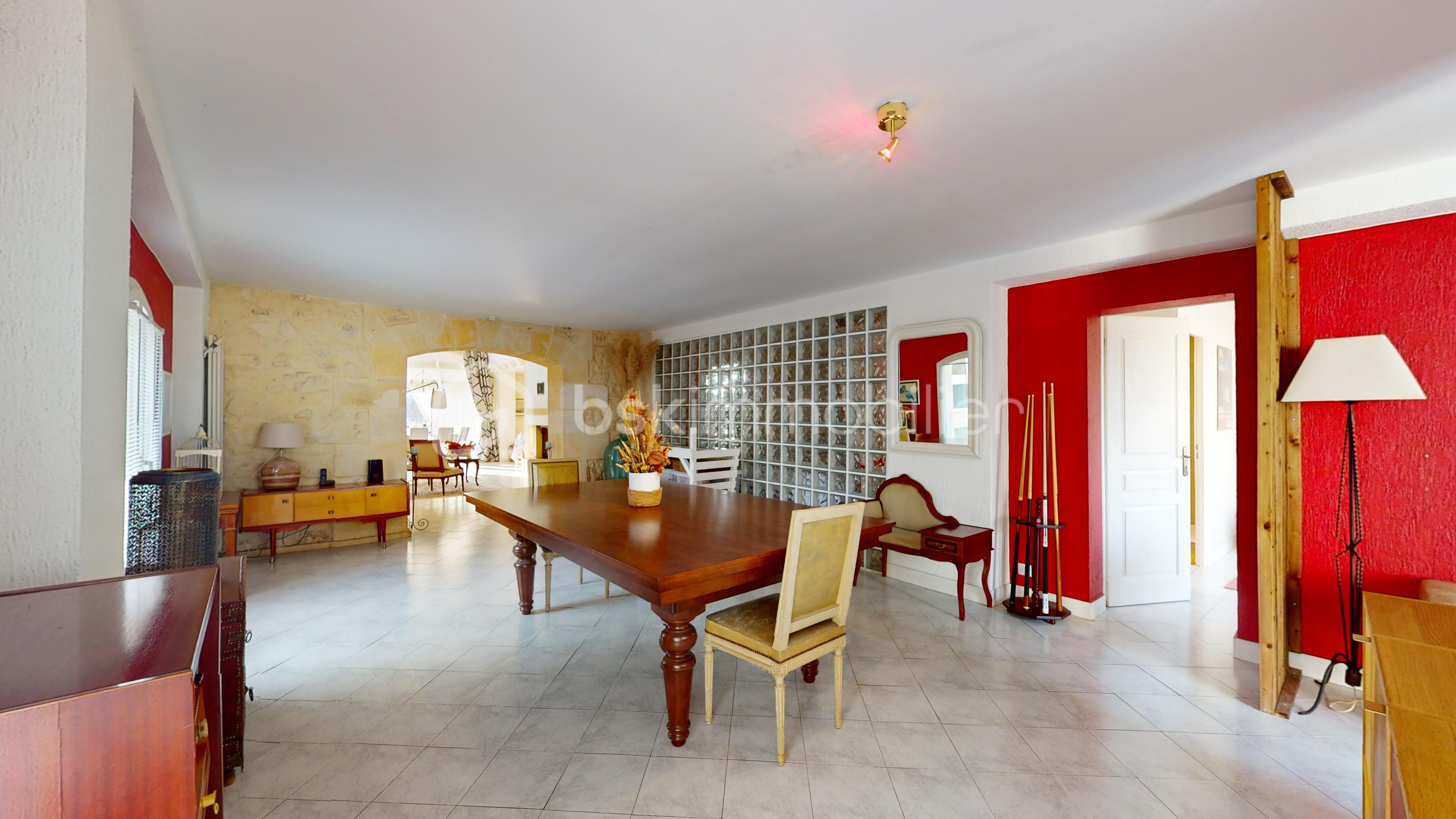 Maison de 340 m² - Maison-Capian-01282025_150413.jpg
