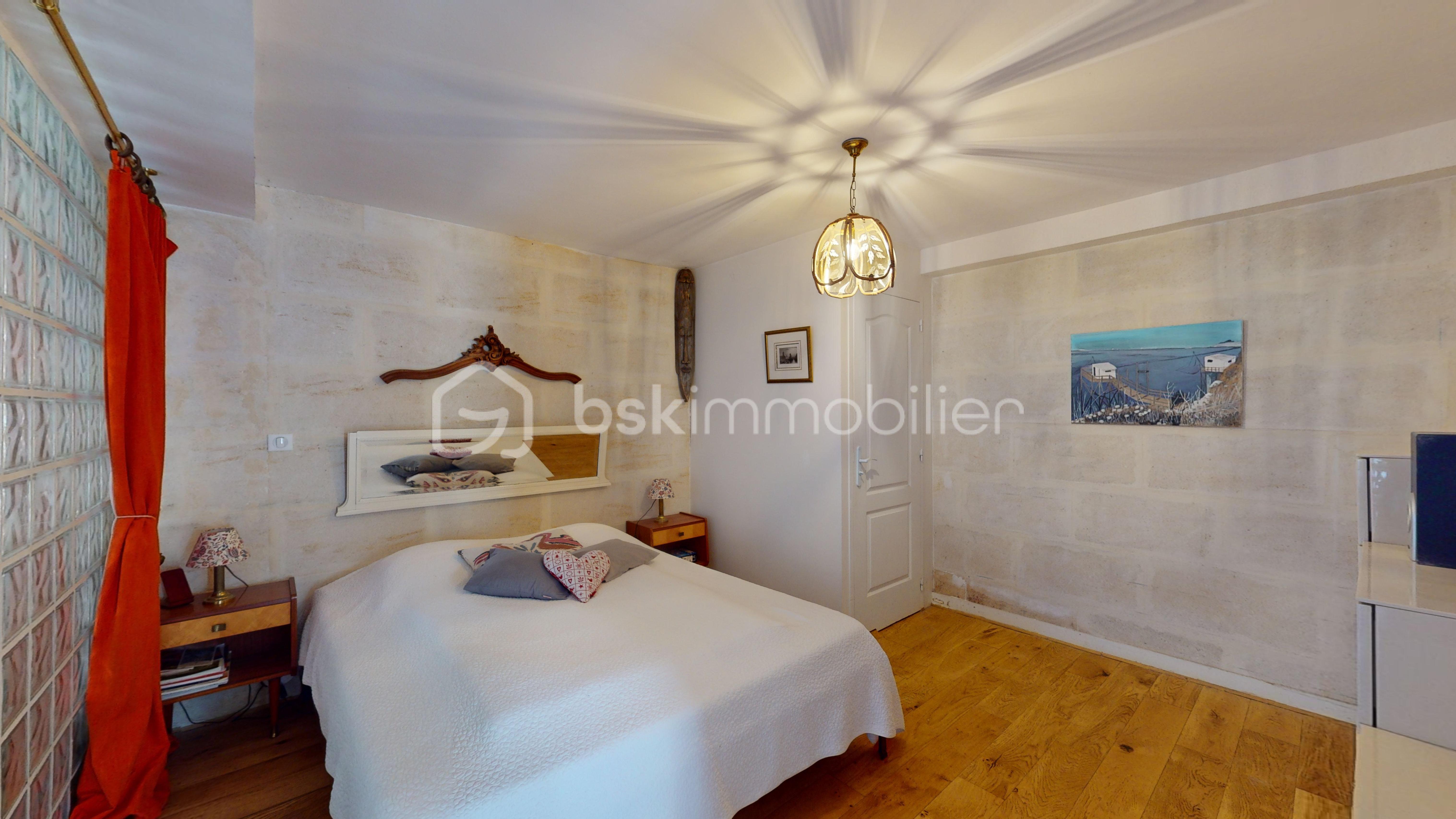 Maison de 340 m² - Maison-Capian-01282025_150507.jpg