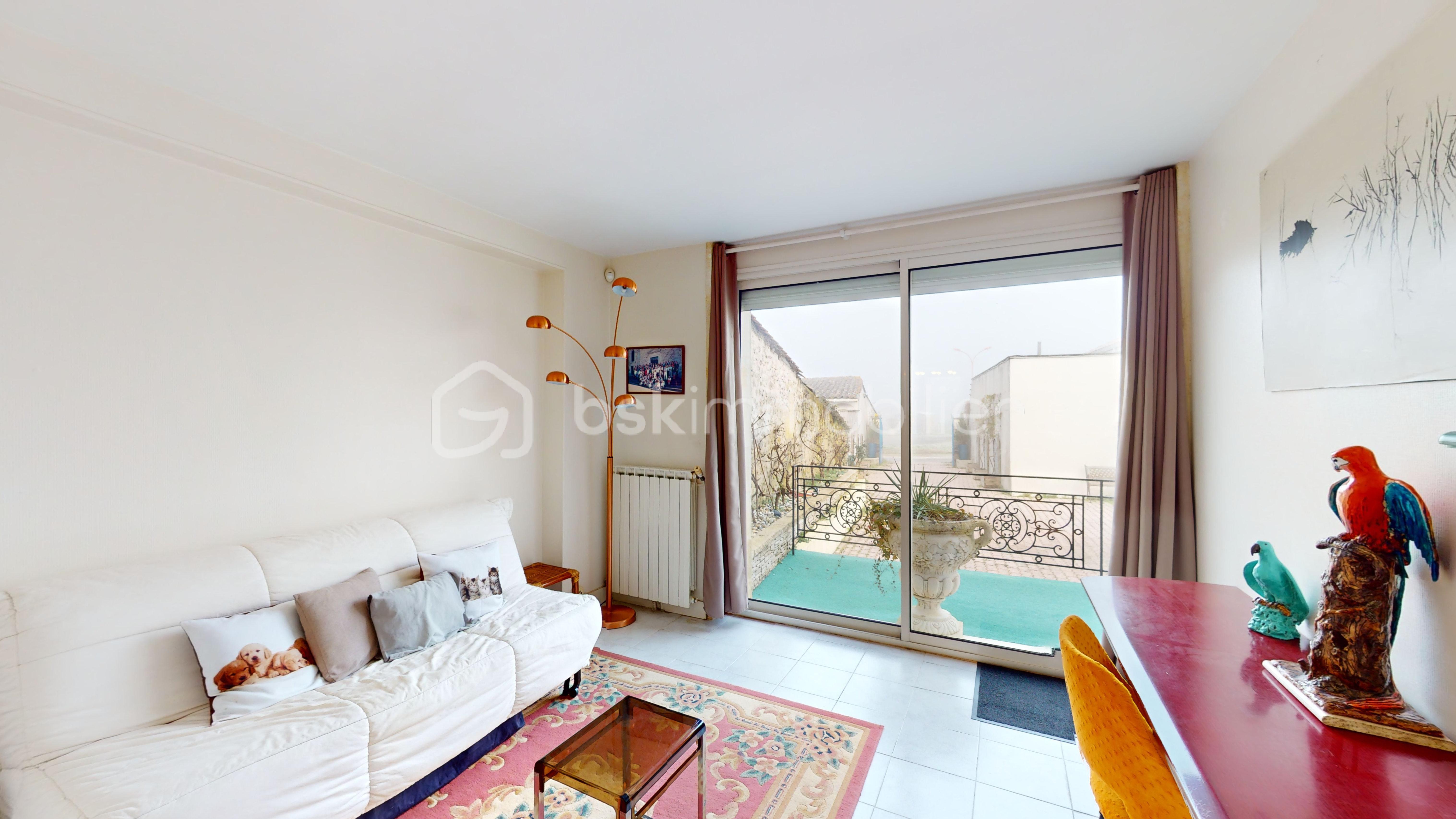 Maison de 340 m² - Maison-Capian-01282025_150616.jpg