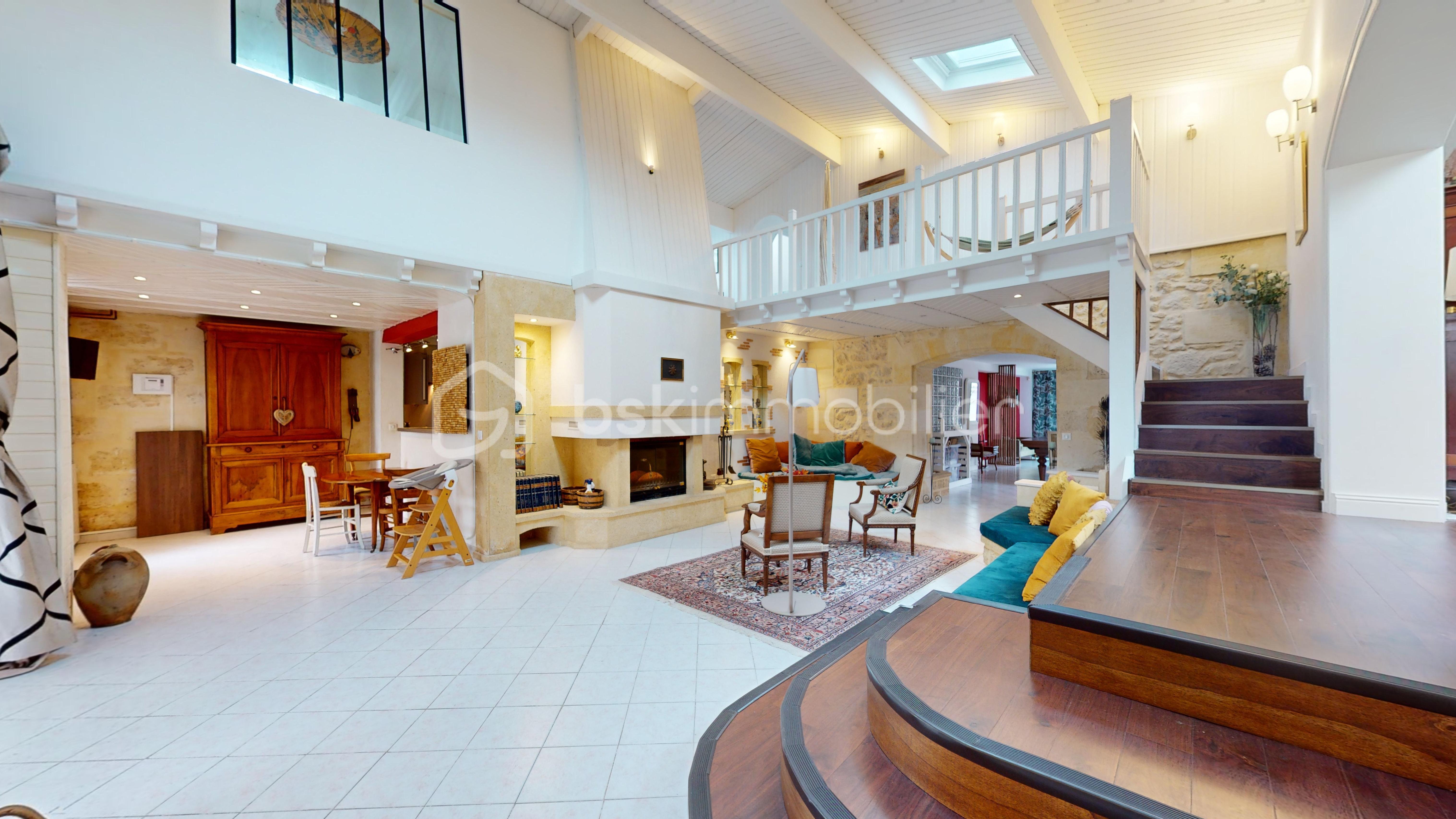 Maison de 340 m² - Maison-Capian-01282025_145604.jpg