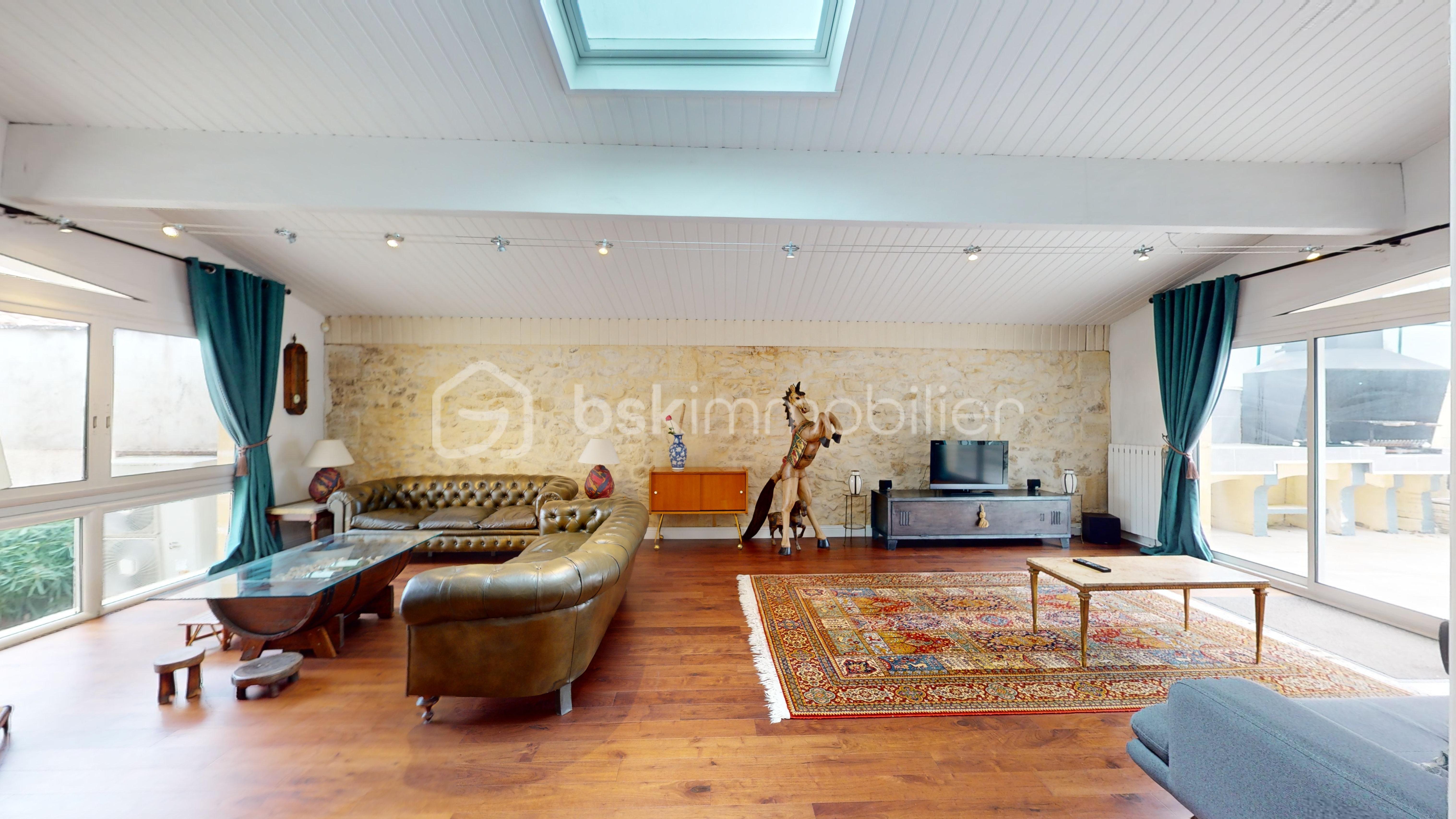 Maison de 340 m² - Maison-Capian-01282025_145420.jpg