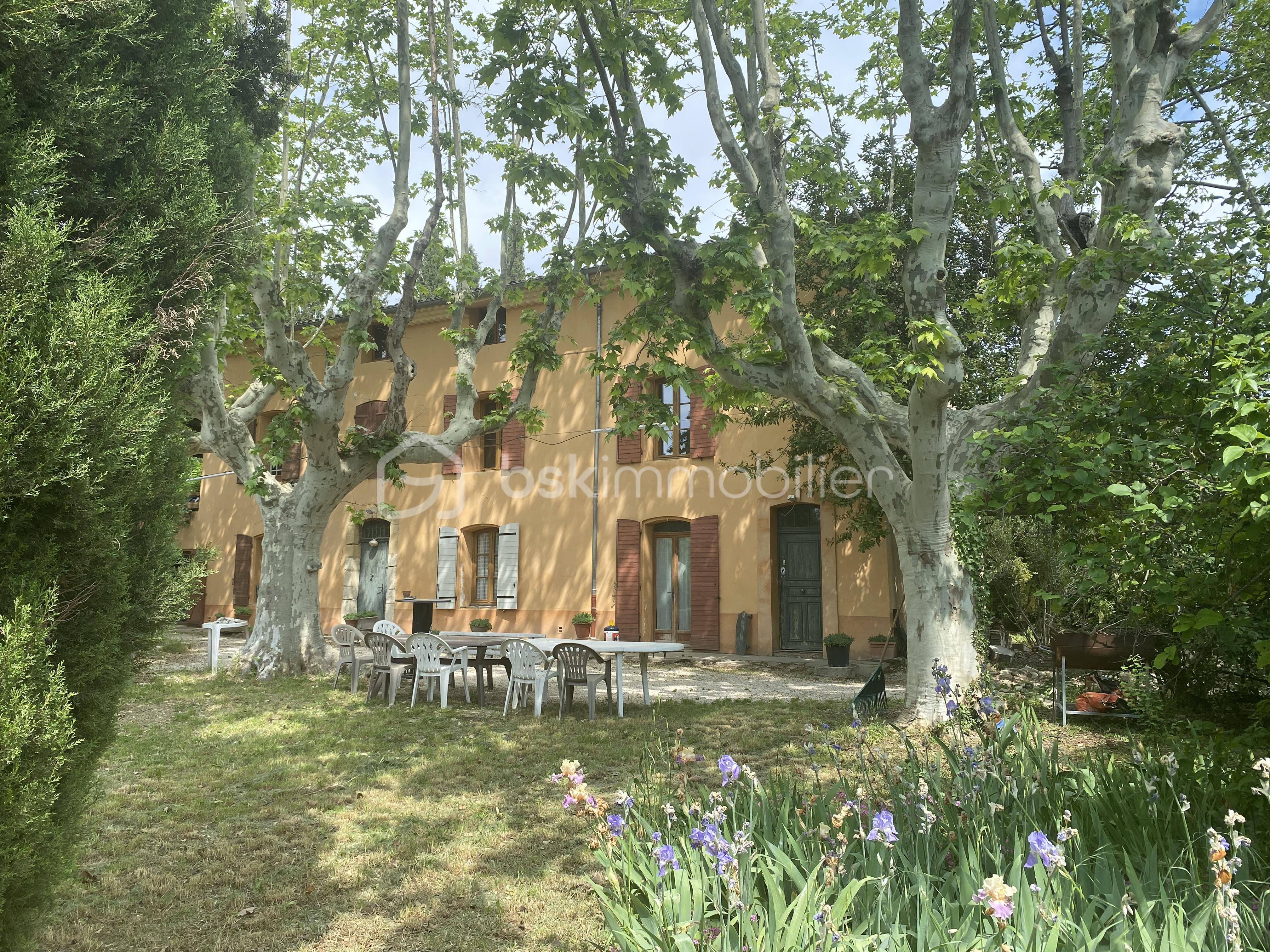 Bastide de 389 m² - 5vDdcfkoKsMxkXGjVrh4j2isKYtHPIf6z5KbfRlM.jpg