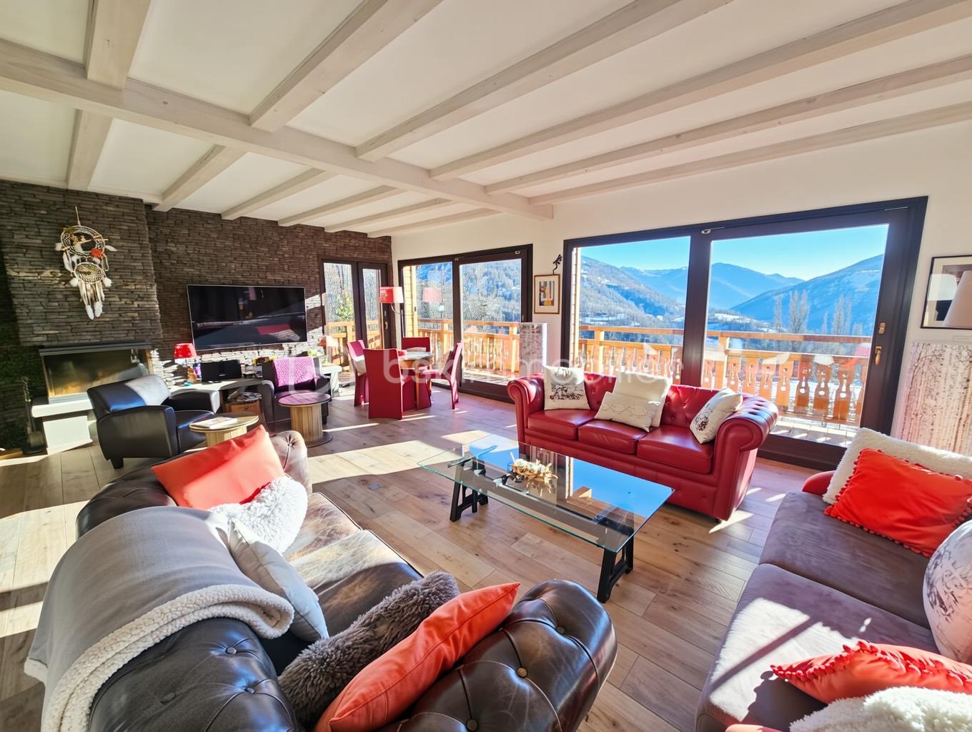 Chalet de 315 m² - e9d8b9cf23fe860-1.png