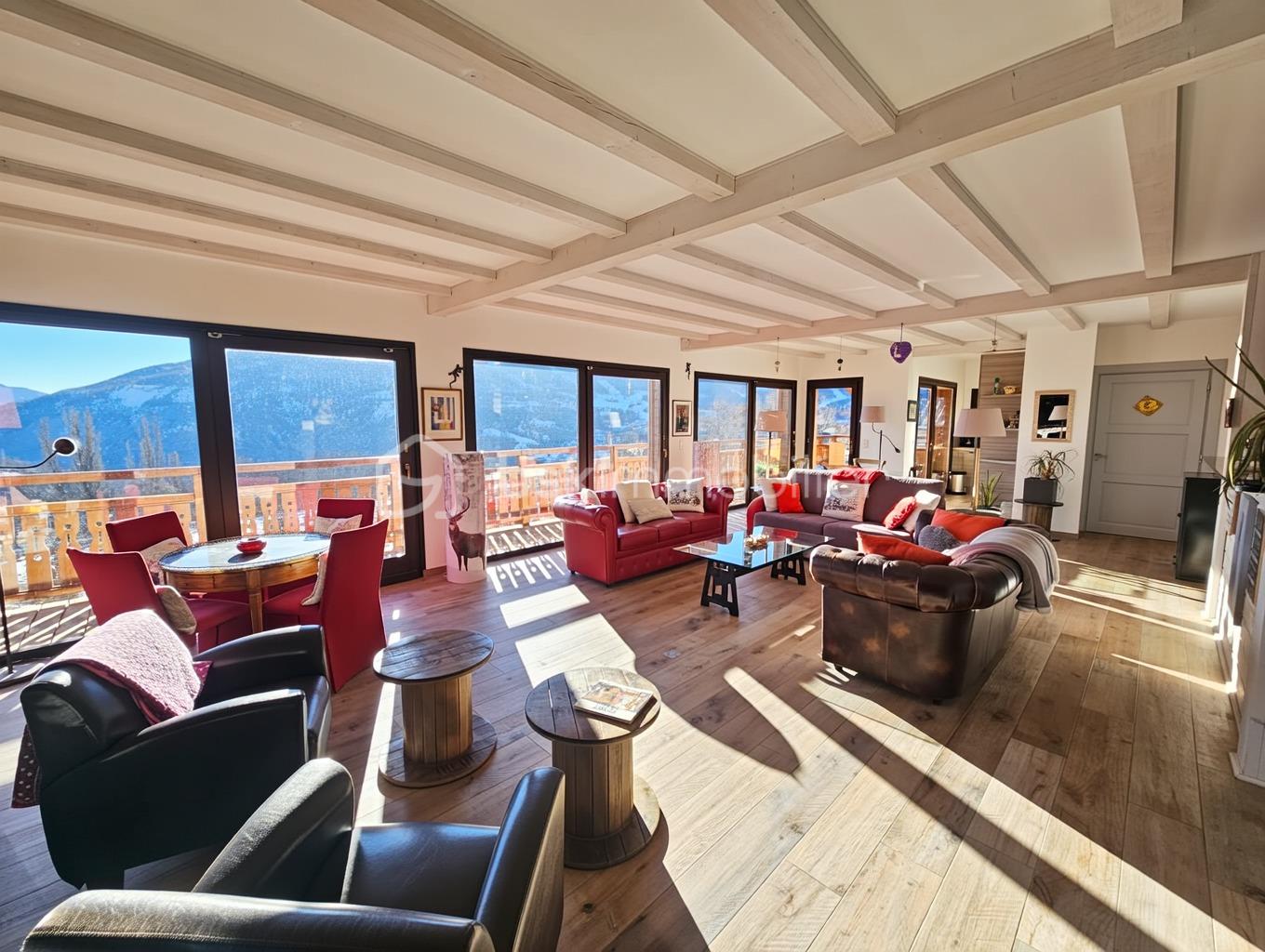 Chalet de 315 m² - 8d4687175122087-1.png