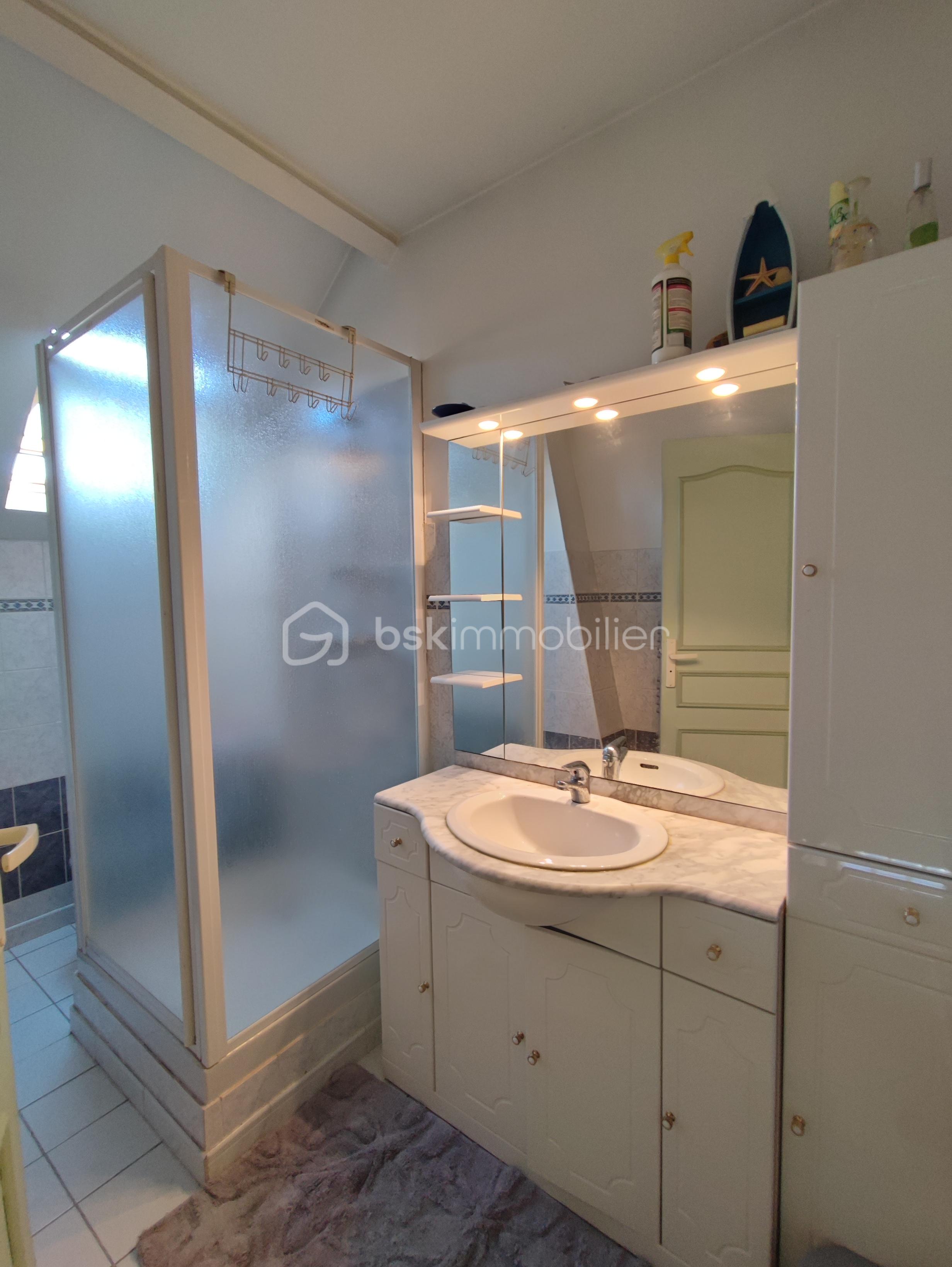 Maison en pierre de 160 m² - 1744315377935.jpg