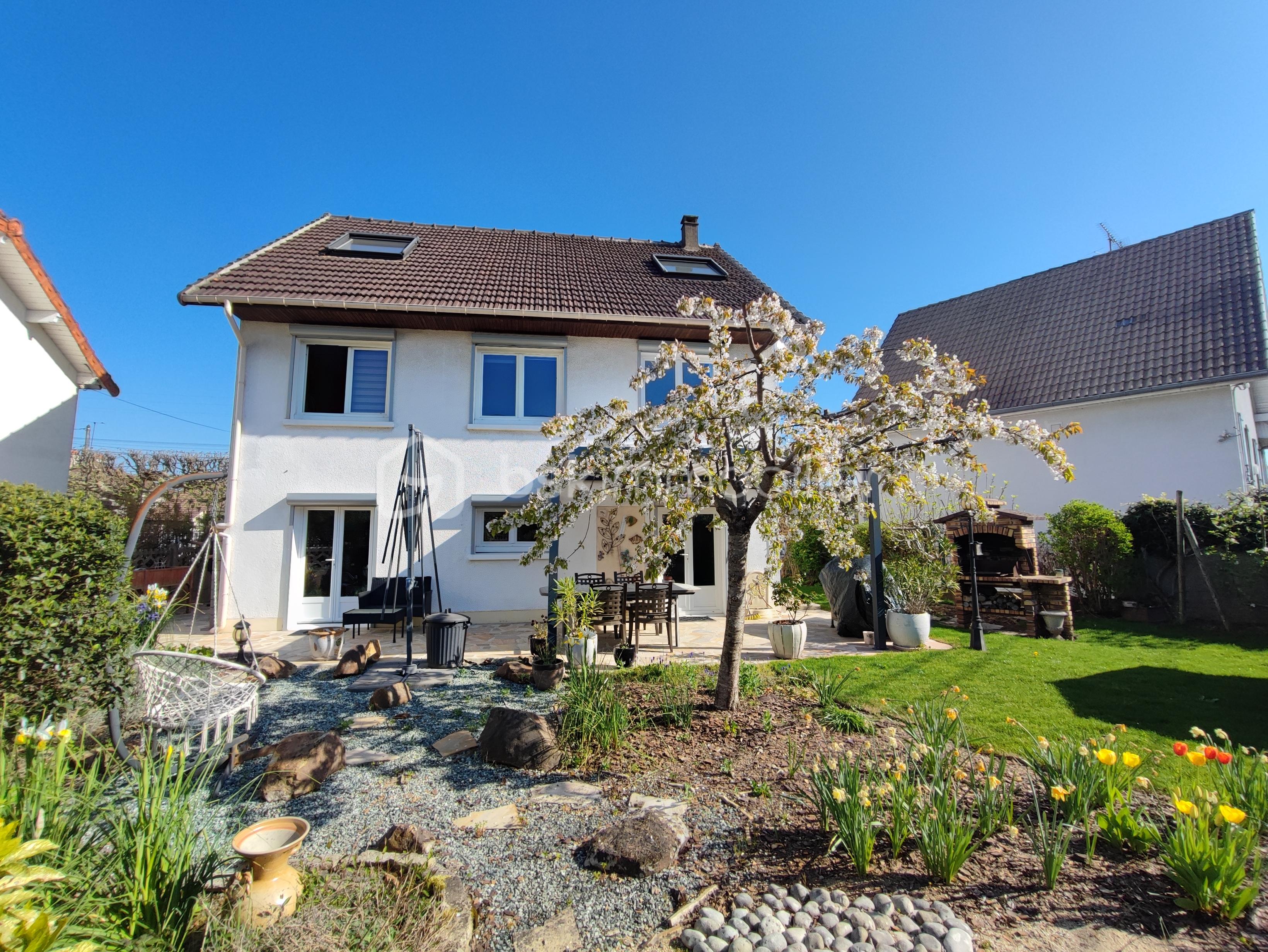 Maison en pierre de 160 m² - 1744315081263.jpg