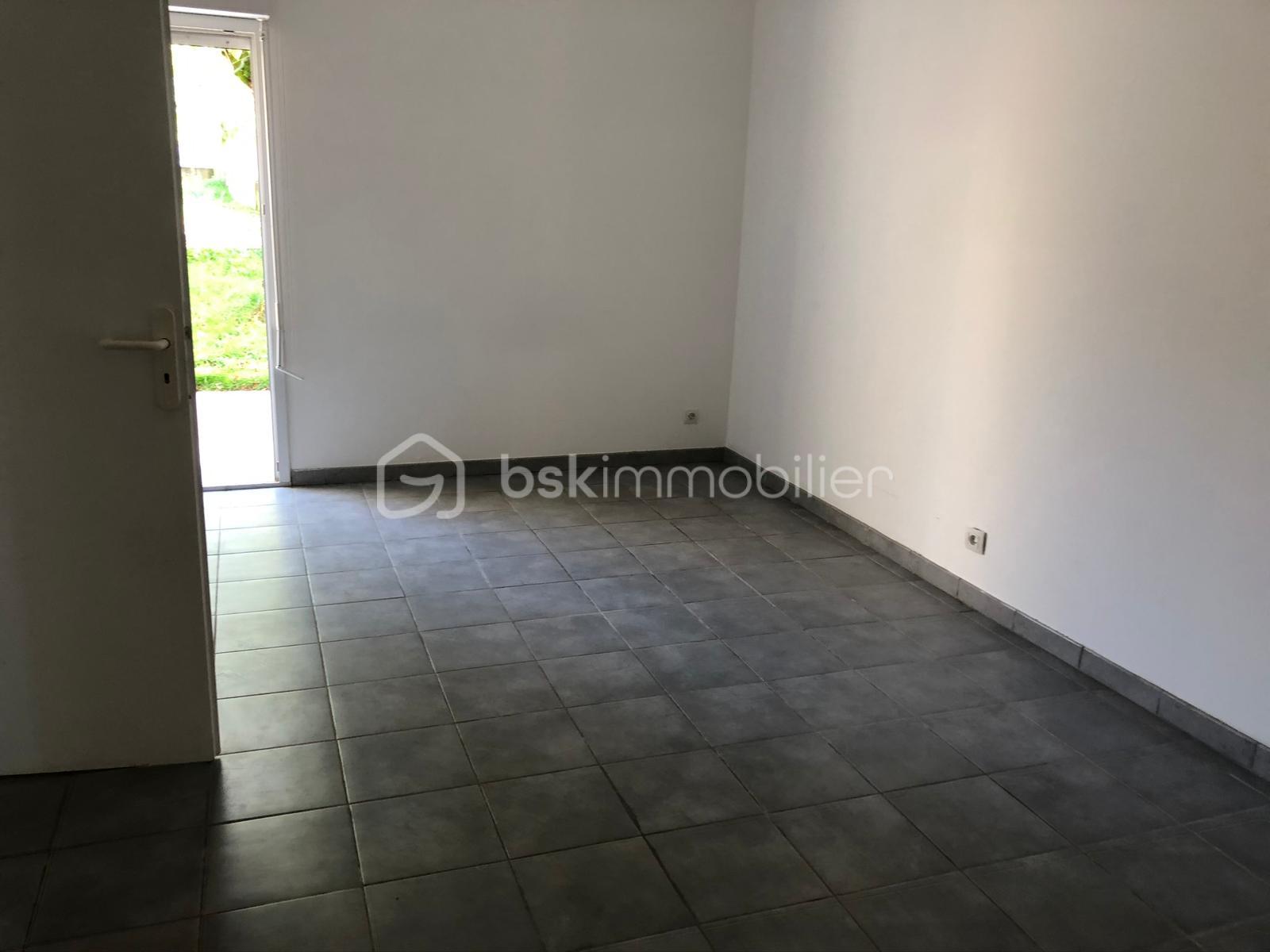 Maison ancienne de 126 m² - IMG-20250618-WA0006.jpg