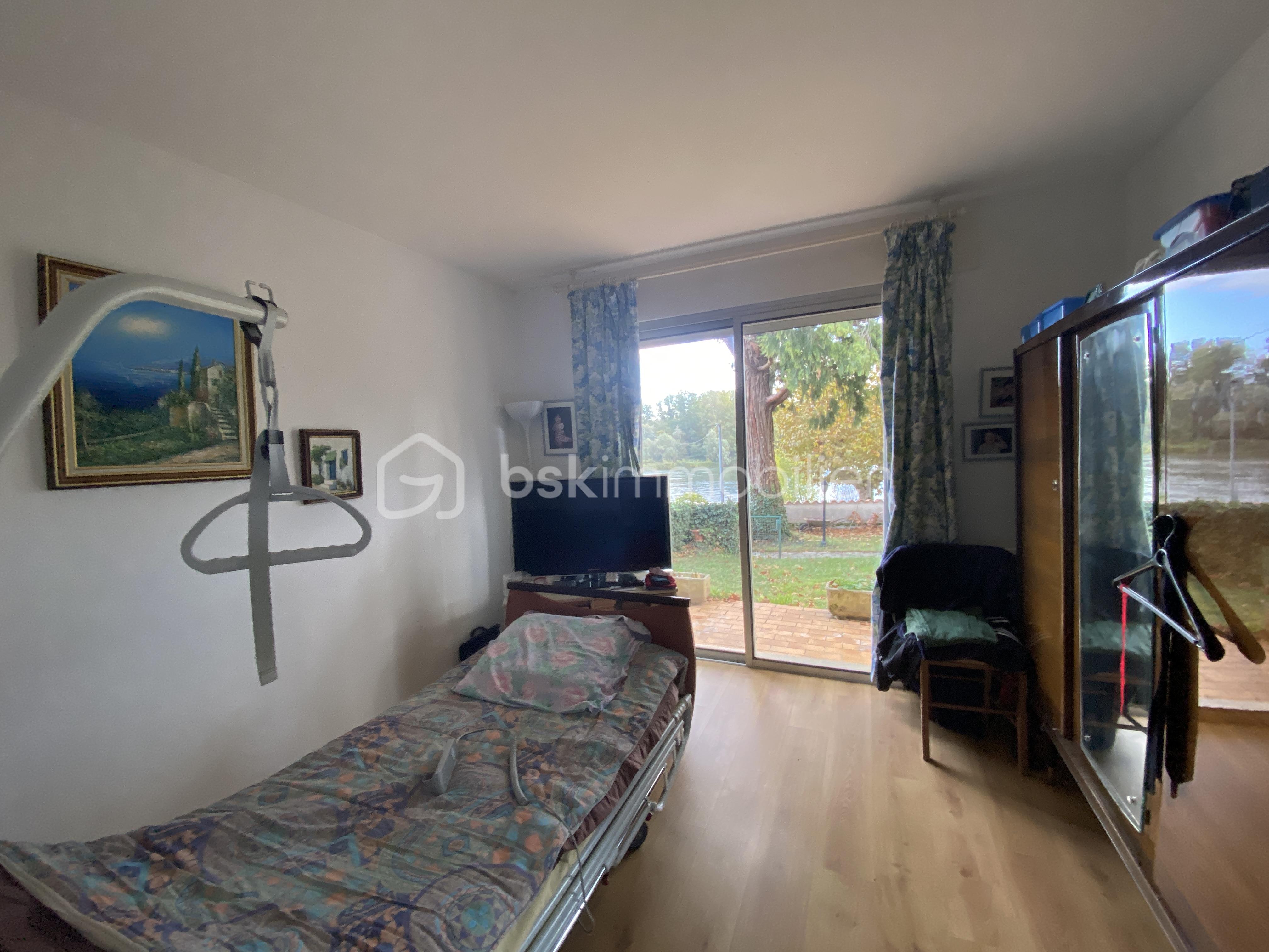 Maison de 210 m² - 05- CHAMBRE BRUTE.JPG