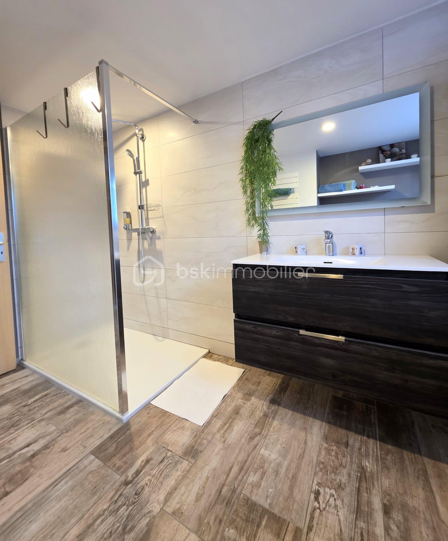 Maison de 148 m² - SDB F41.jpg