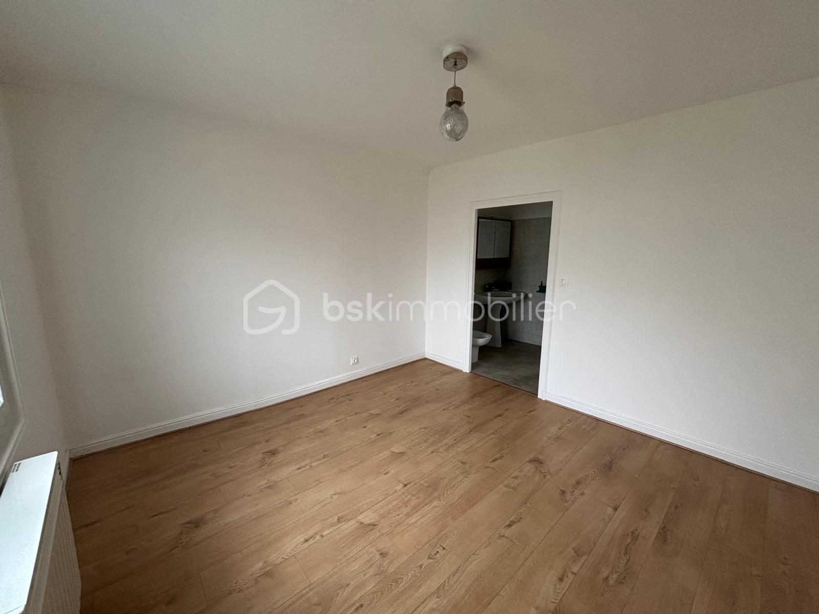 WhatsApp Image 2026-04-03 at 17.54.06 (7).jpeg