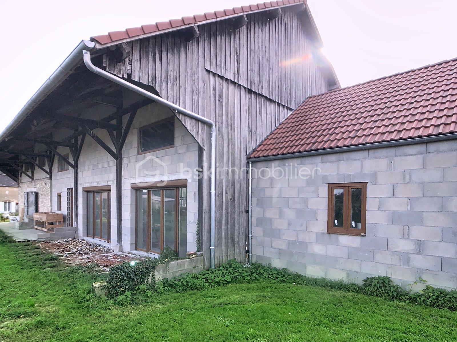 Maison de 215 m² - Image-1 (8).jpg
