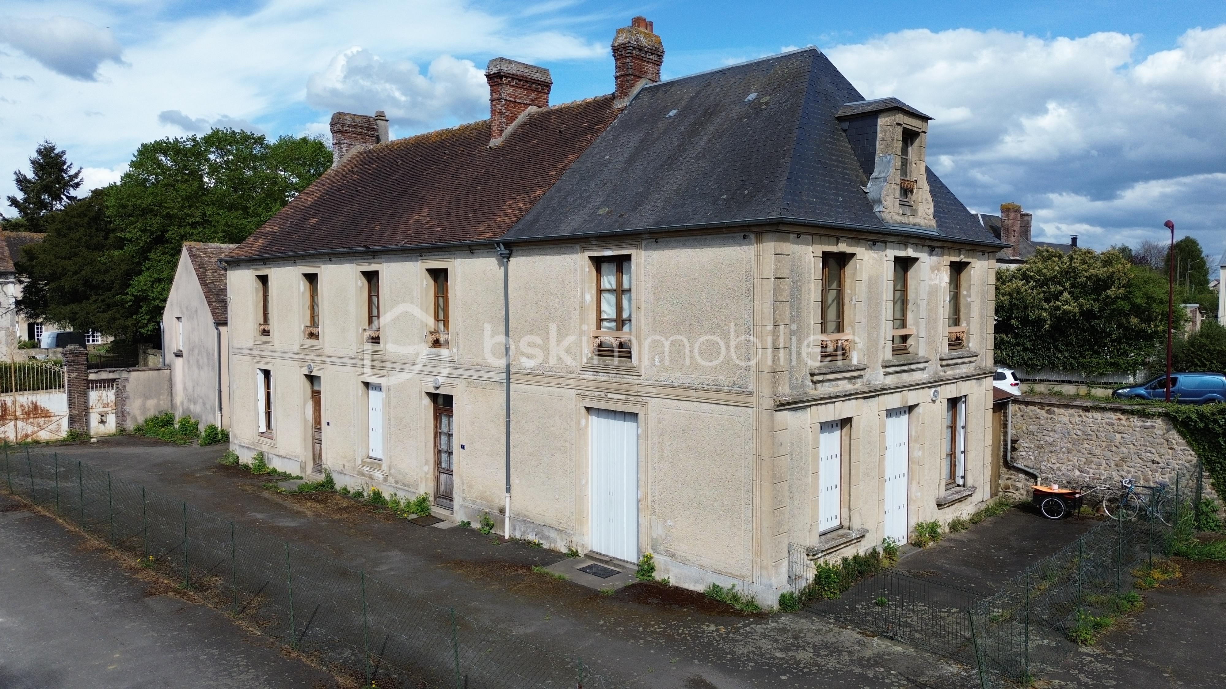 Immeuble mixte de 247,99 m² - DJI_0066 - Copie.JPG