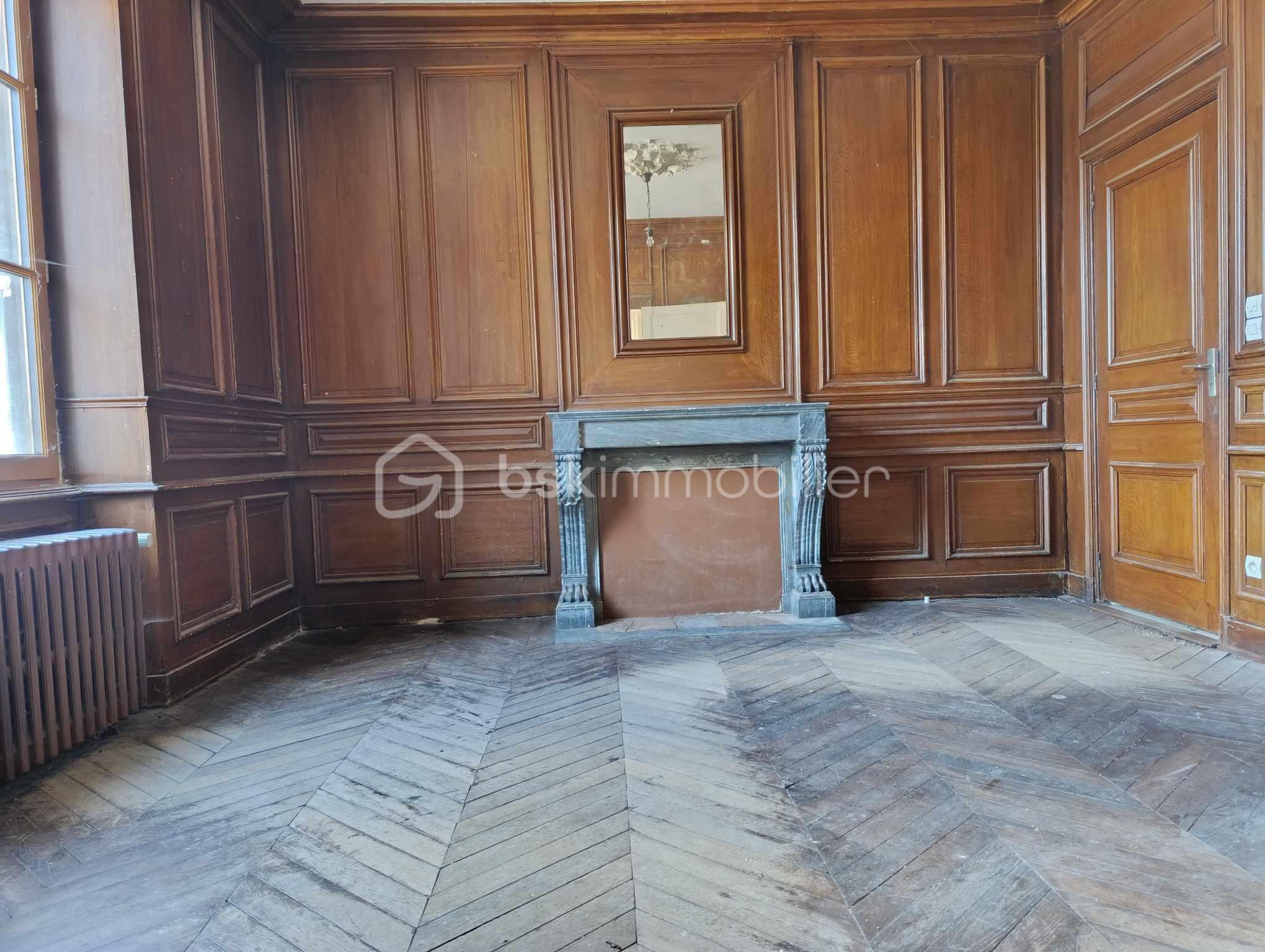 Immeuble mixte de 247,99 m² - 487239391_1108953464580506_8750926599018662389_n.jpg