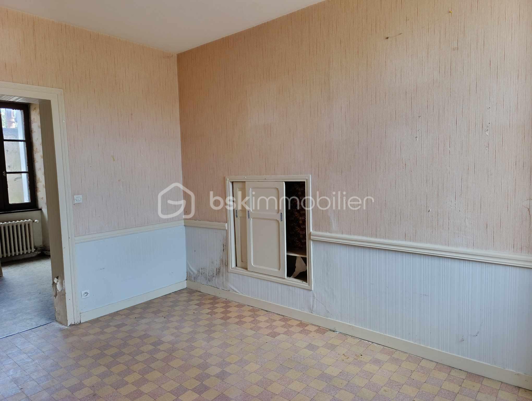 Immeuble mixte de 247,99 m² - 489295761_1214204430294645_8887172165611028988_n - Copie.jpg