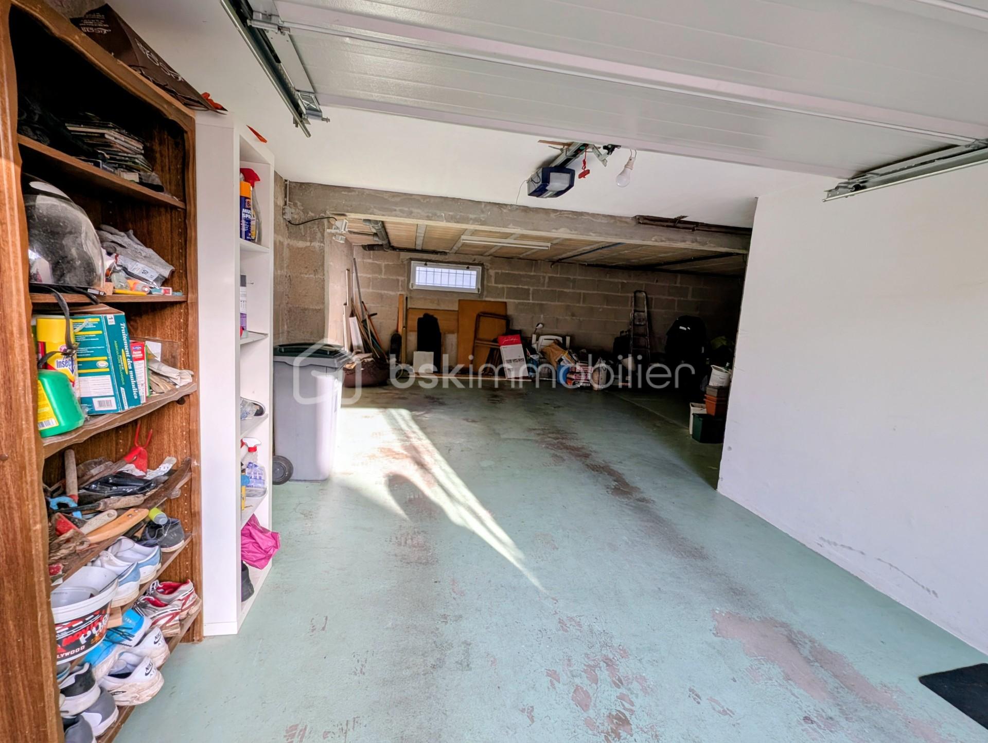 Maison de 140 m² - Garage.jfif