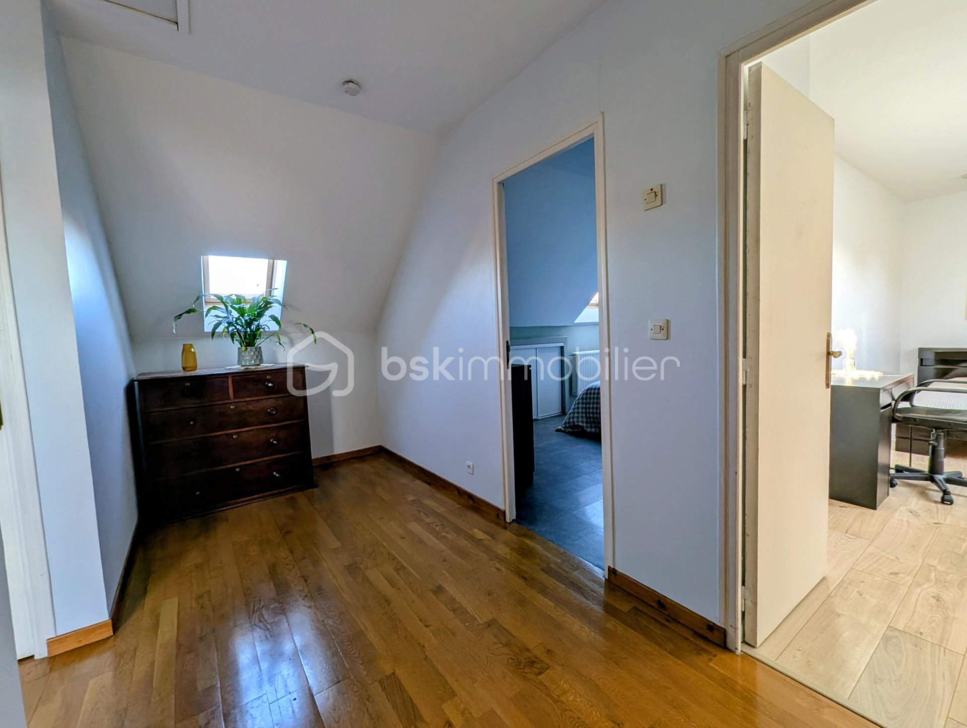 Maison de 140 m² - Dégagement étage 1-2.jfif