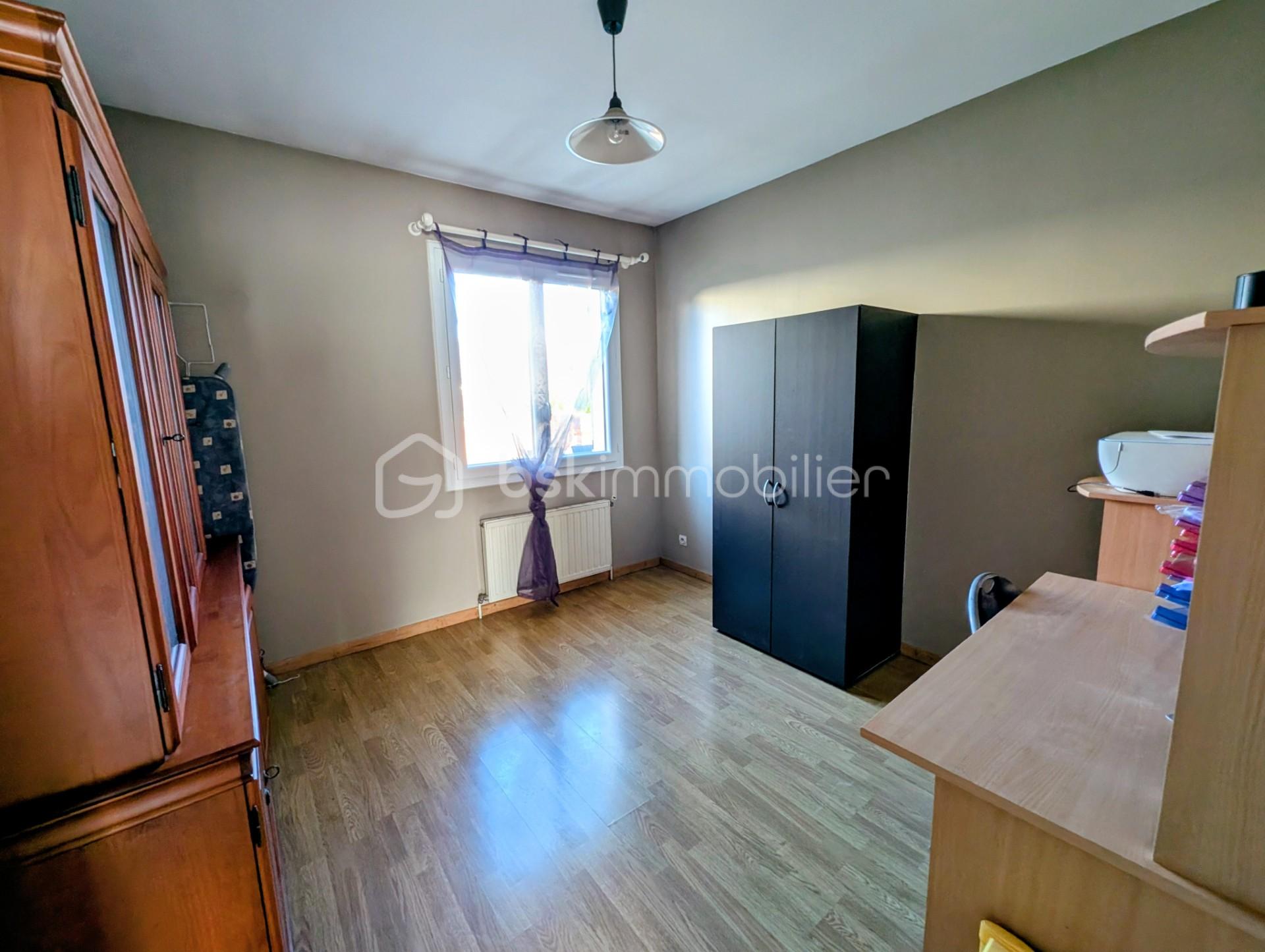 Maison de 140 m² - Chambre 2-1.jfif