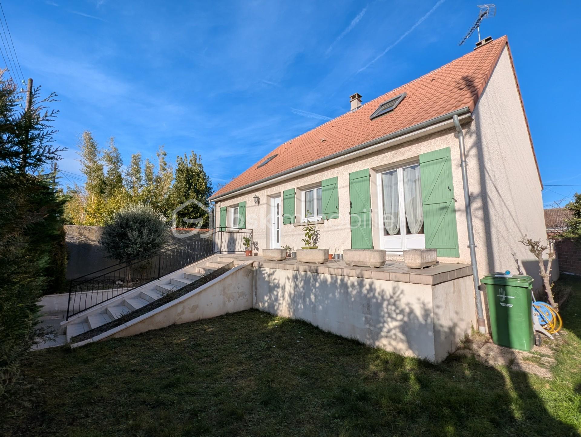 Maison de 140 m² - Façade rue 1-1.jfif