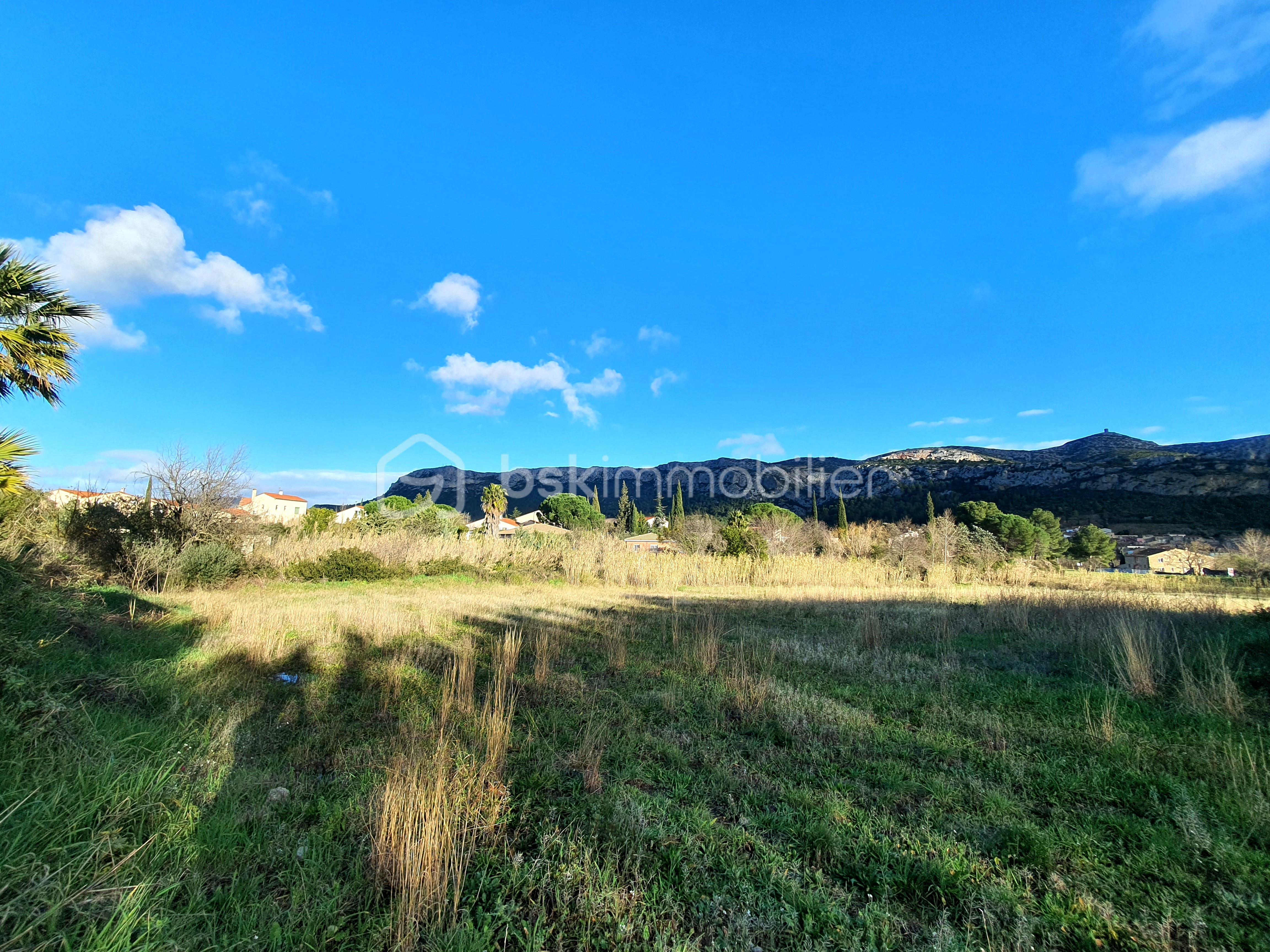 Terrain de 1 522 m²