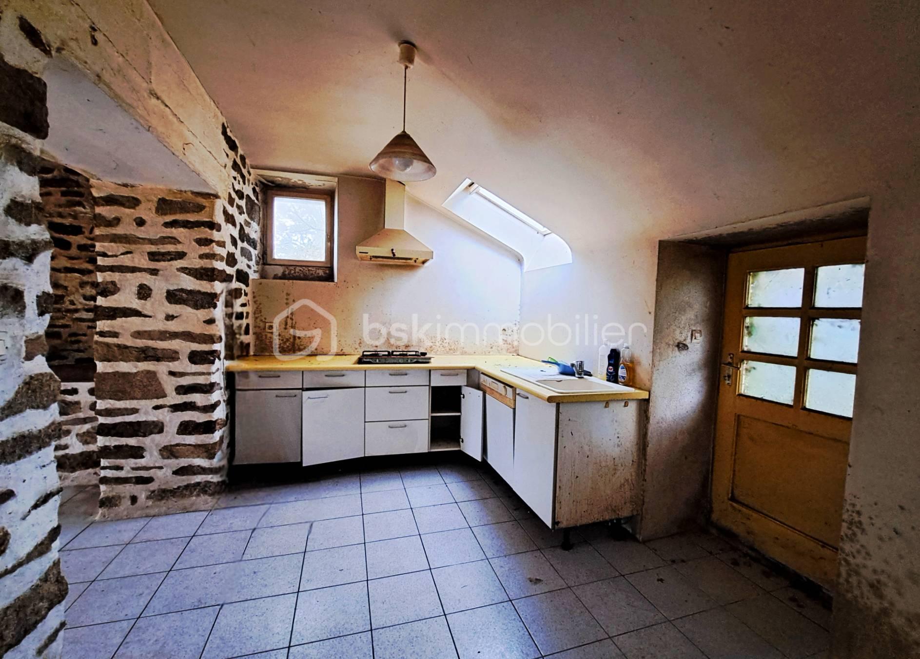 Maison en pierre de 98 m² - cuisine.jpg