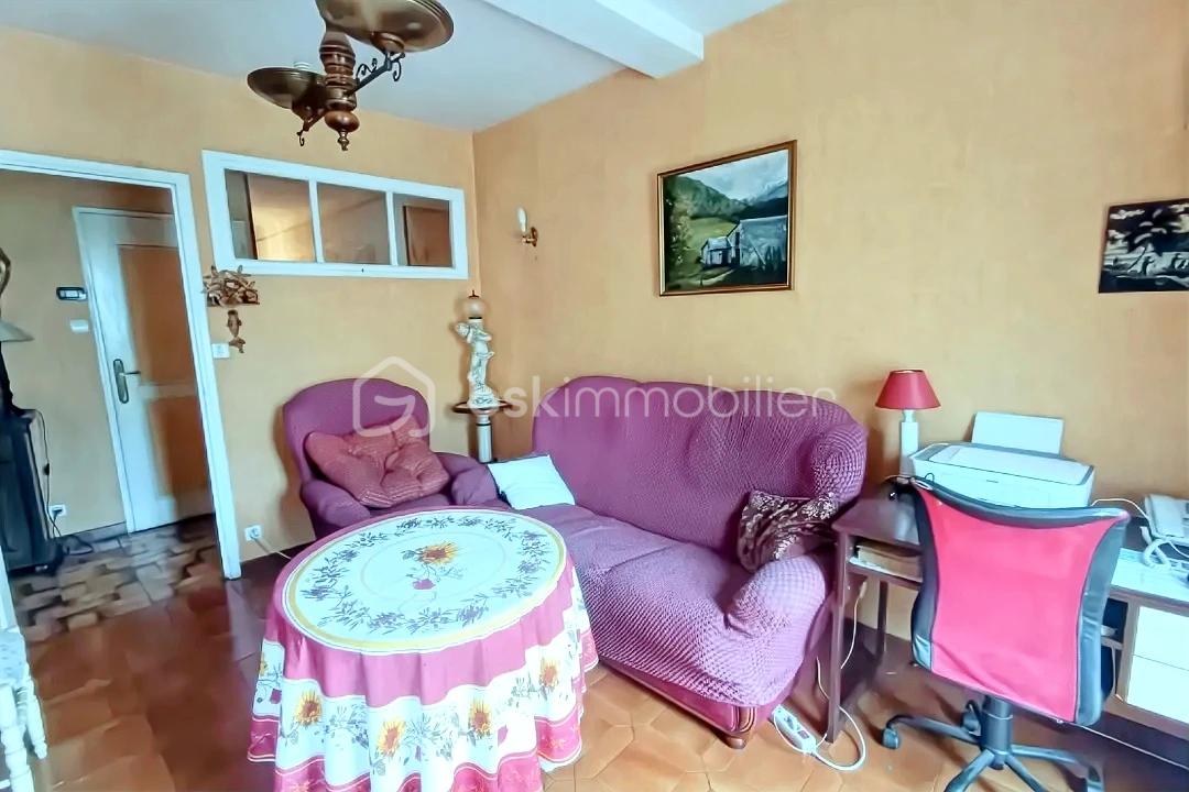 Maison de 145 m² - hoqi-034b044f2af1409c85ad2b44aa27e3e0.jpg