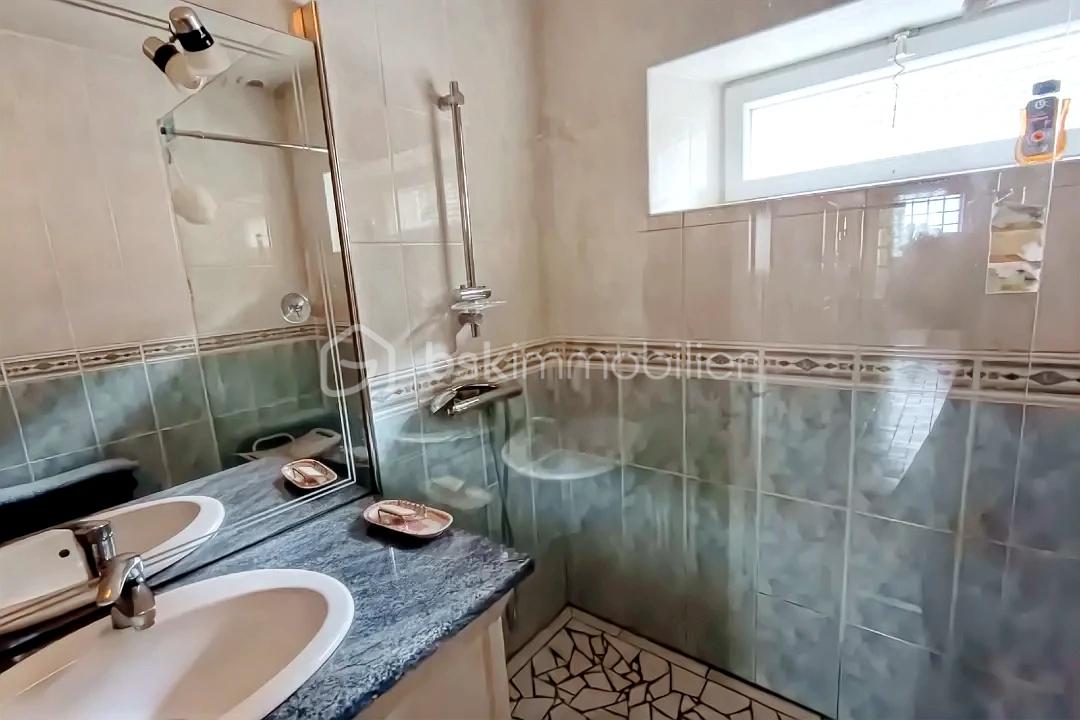 Maison de 145 m² - hoqi-3617fc5377354a91b6fc125053138d0e.jpg