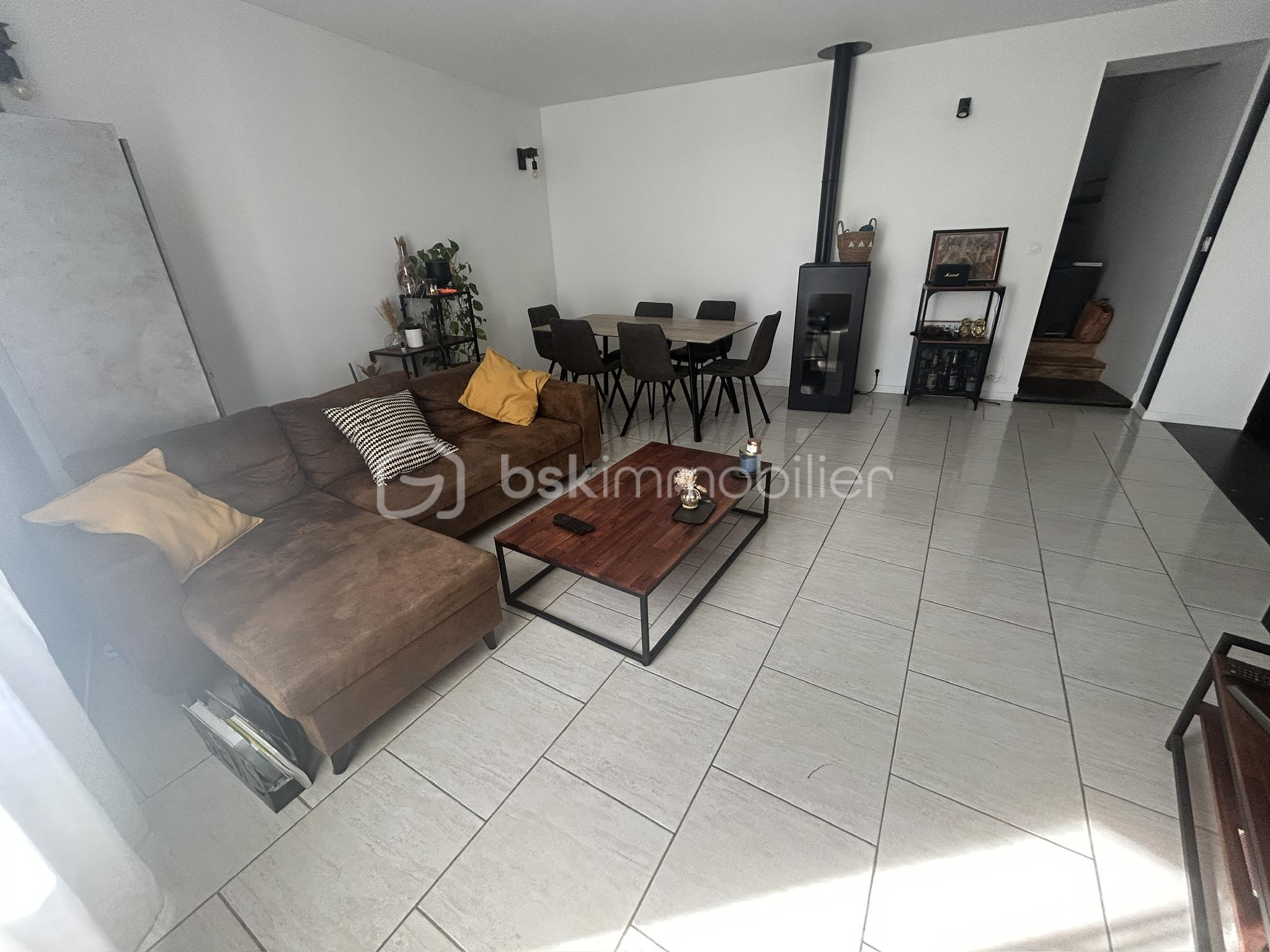 Maison de 128,79 m² - 4BA8F2FE-57FE-458B-8DC7-962670EE4B1A_1_102_o.jpeg