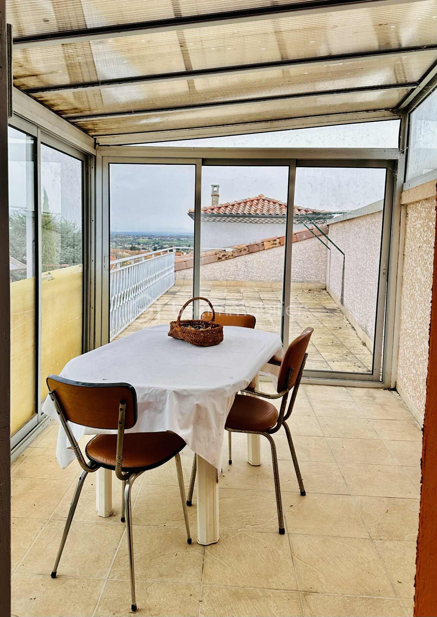 Maison de ville de 75 m² - 60f32e95-34f6-4b74-bb9e-b2a2deae1797.jpeg