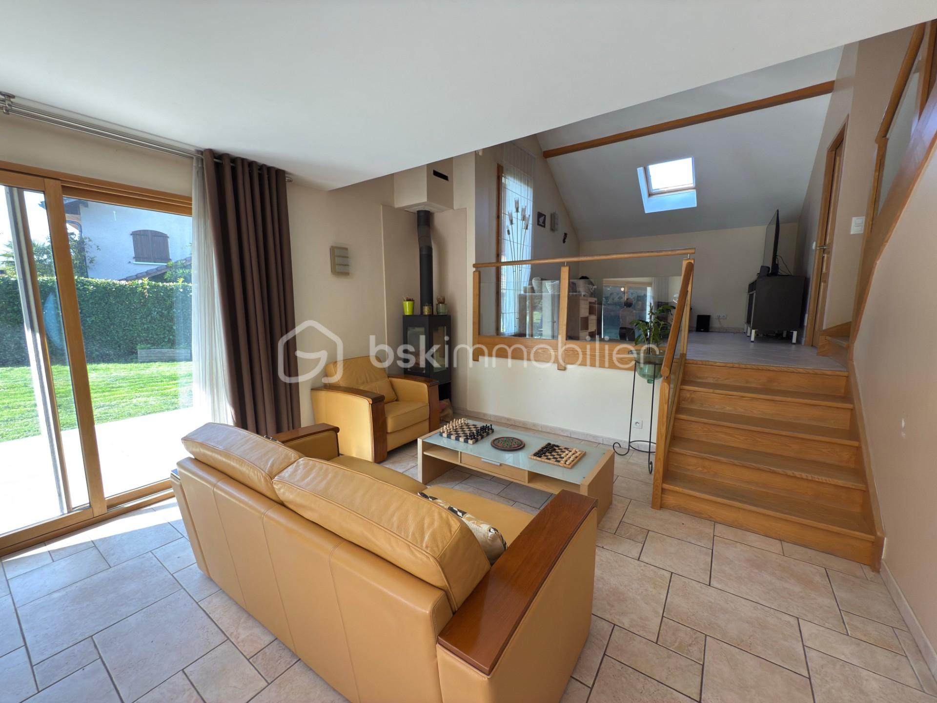 Maison de 156,89 m² - 9.jpg