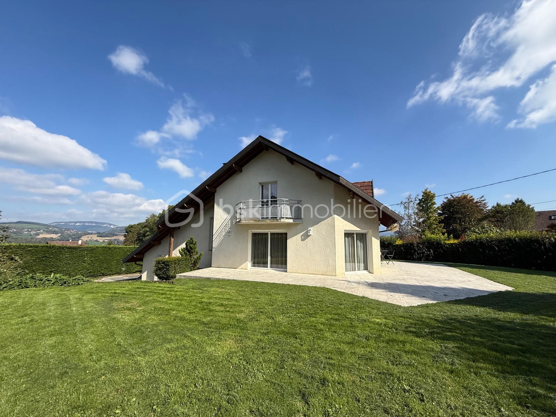 Maison de 156,89 m² - 2.jpg