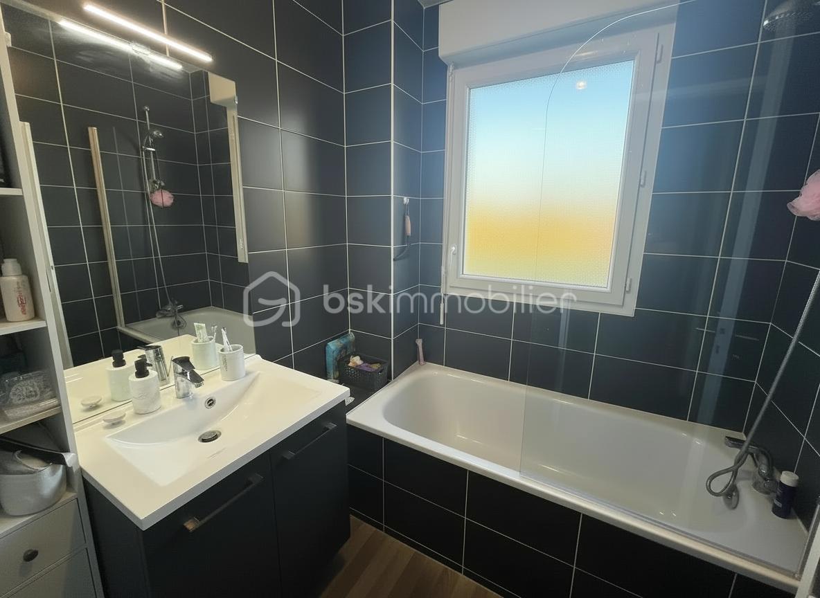 Appartement de 64 m² - lifre 4.jpg