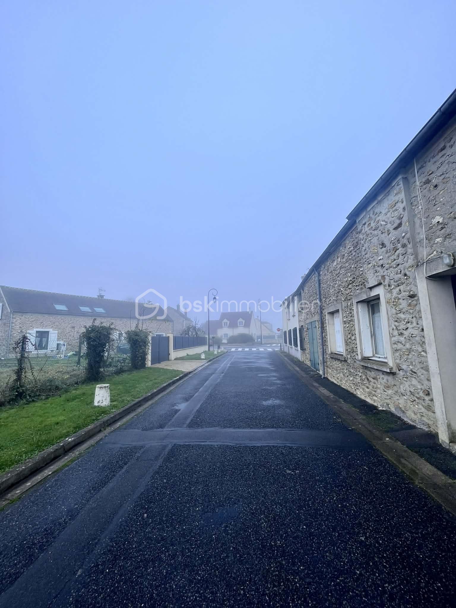 Terrain de 608 m² - 92190828-421f-45e7-b534-42e1e7b7a6ea.jpeg