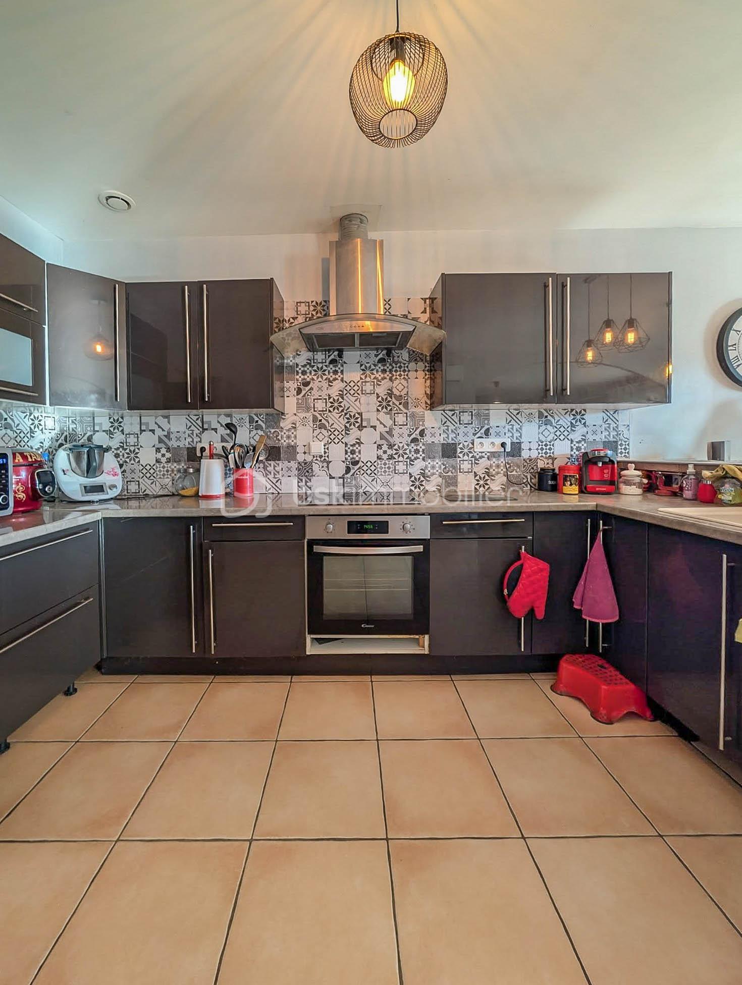 Maison contemporaine de 130 m² - 589028968_10224542544351446_7325312397106728378_n.jpg