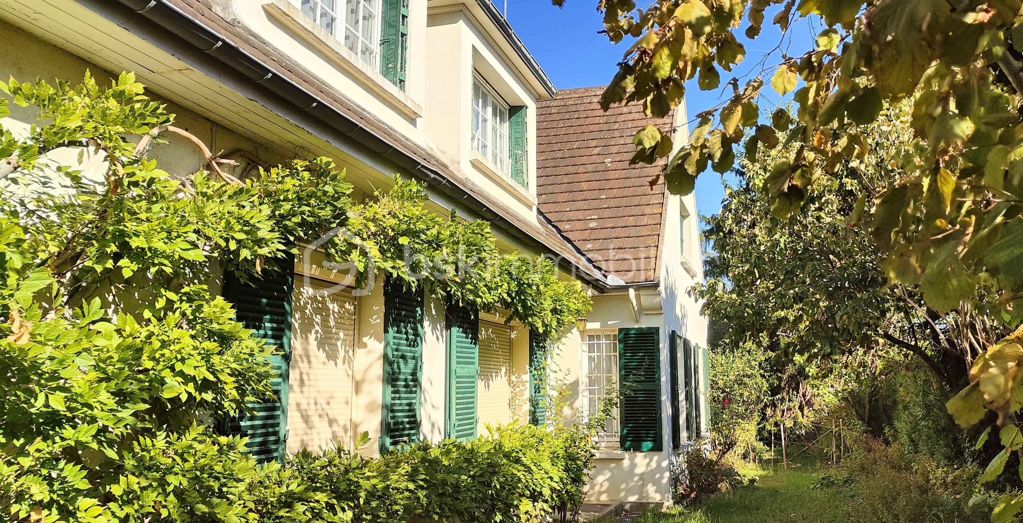 Maison 8 pièces 250 m² · à Meaux · 250 m² · 420 000 €
