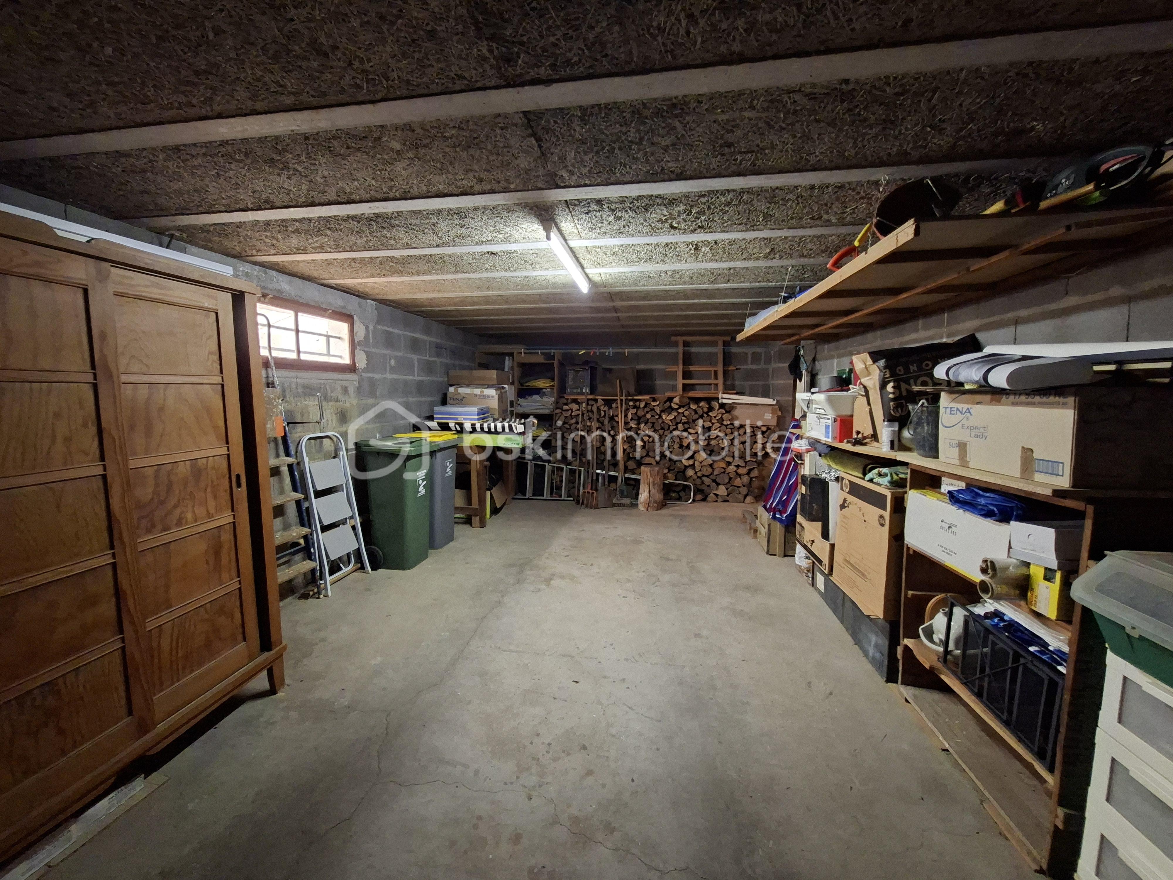 Maison traditionnelle de 128 m² - sous-sol garage.jpg
