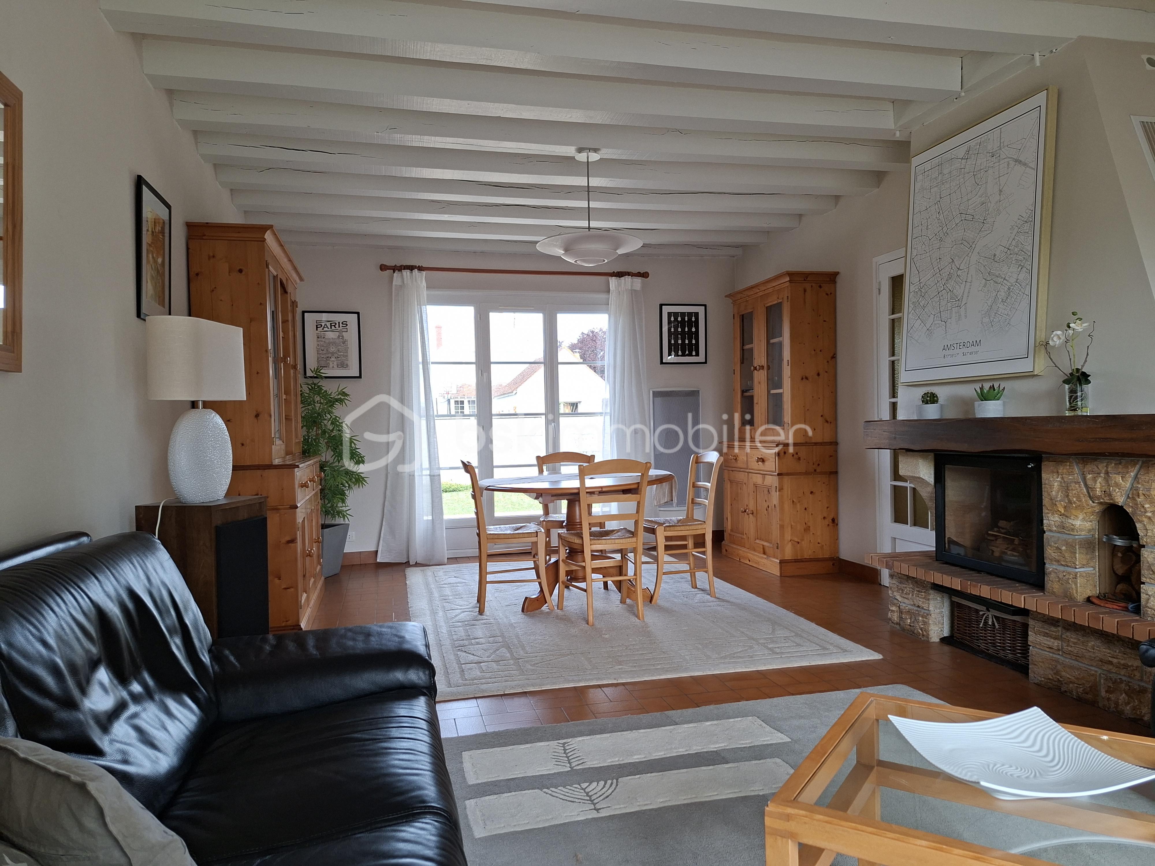 Maison traditionnelle de 128 m² - séjour.jpg