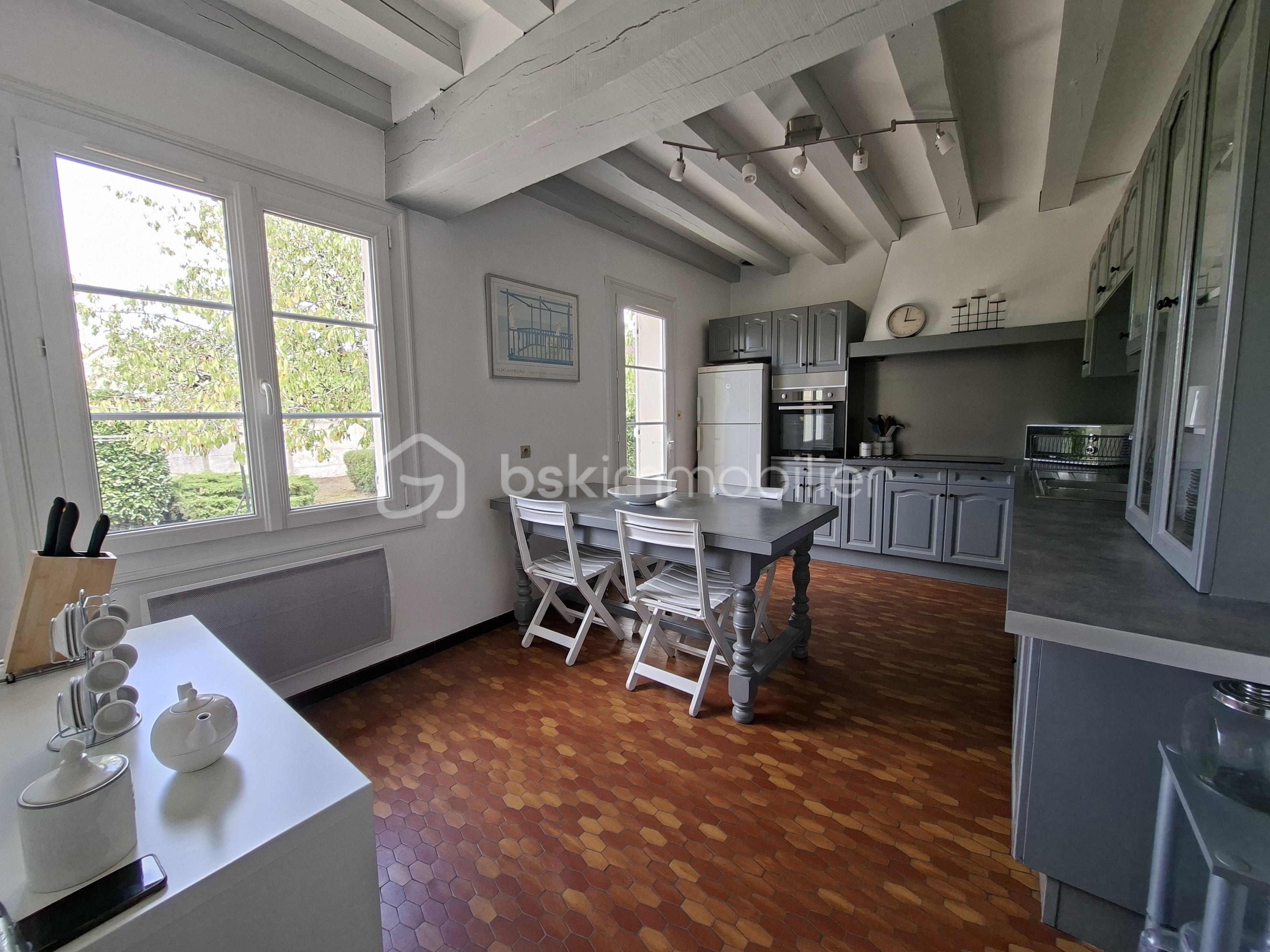 Maison traditionnelle de 128 m² - cuisine.jpg