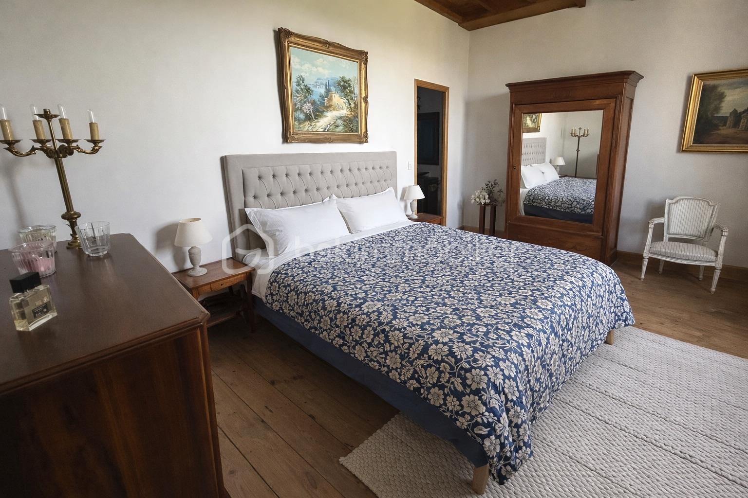 Maison de 885 m² - 96E03FE8-FEDD-463D-9552-CCDBC5C69BC1_1_102_o.jpeg